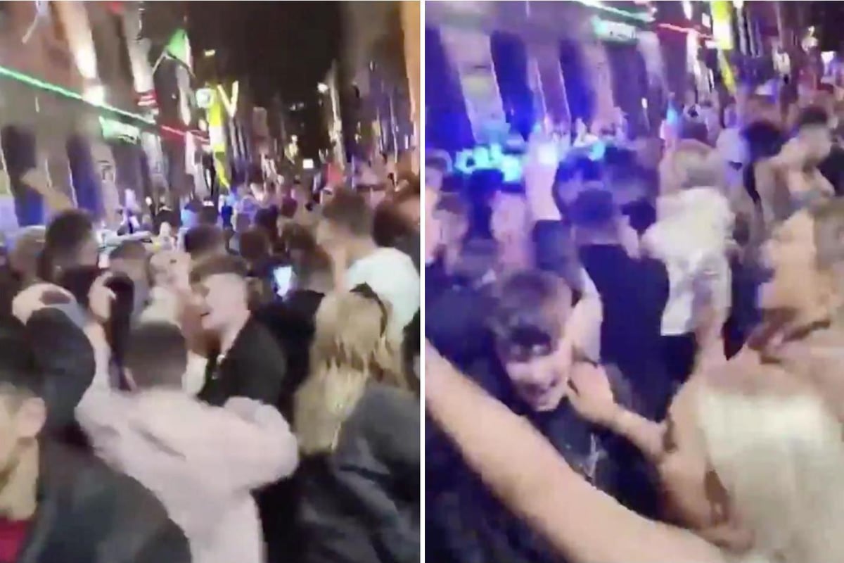 Liverpool revellers condemned by Boris Johnson for partying in streets on eve of Tier 3 lockdown | London Evening Standard