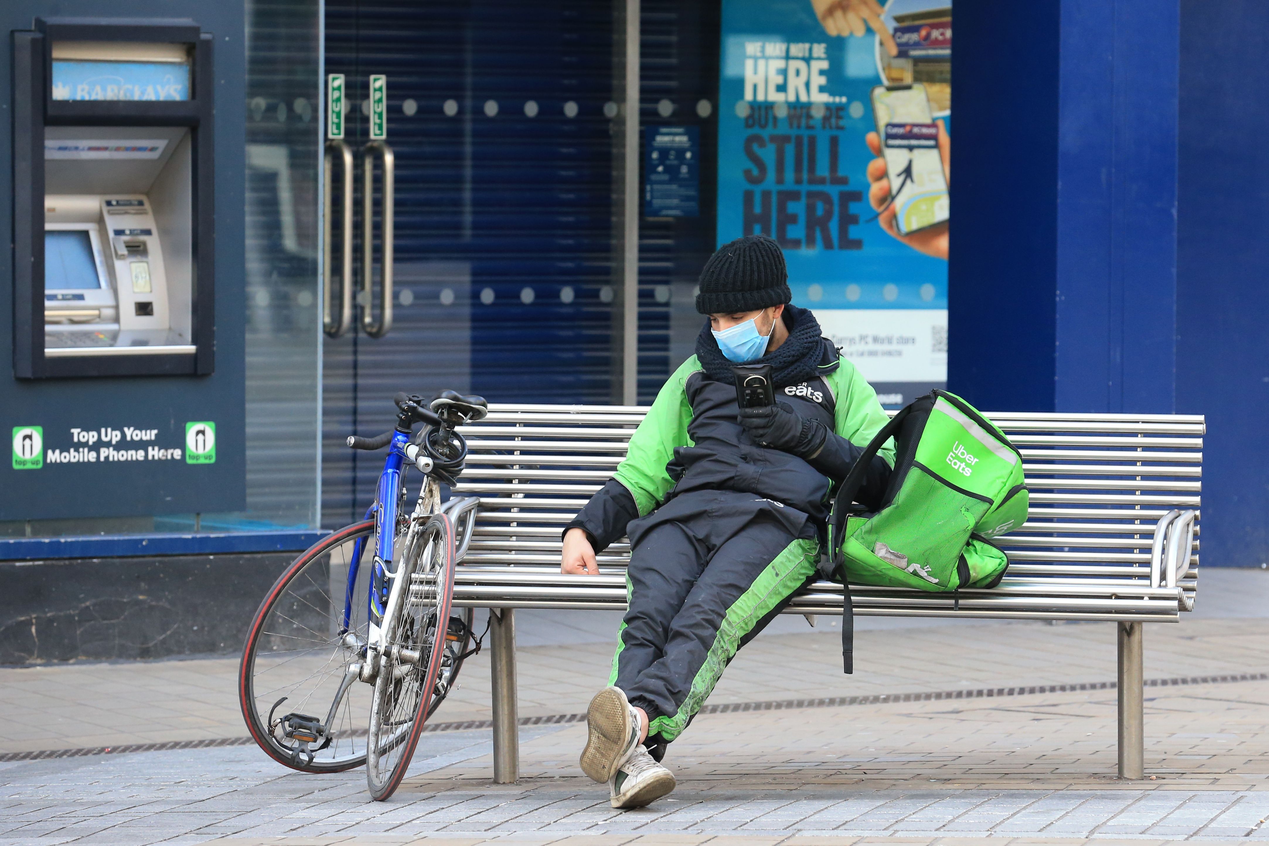 BRITAIN-HEALTH-VIRUS