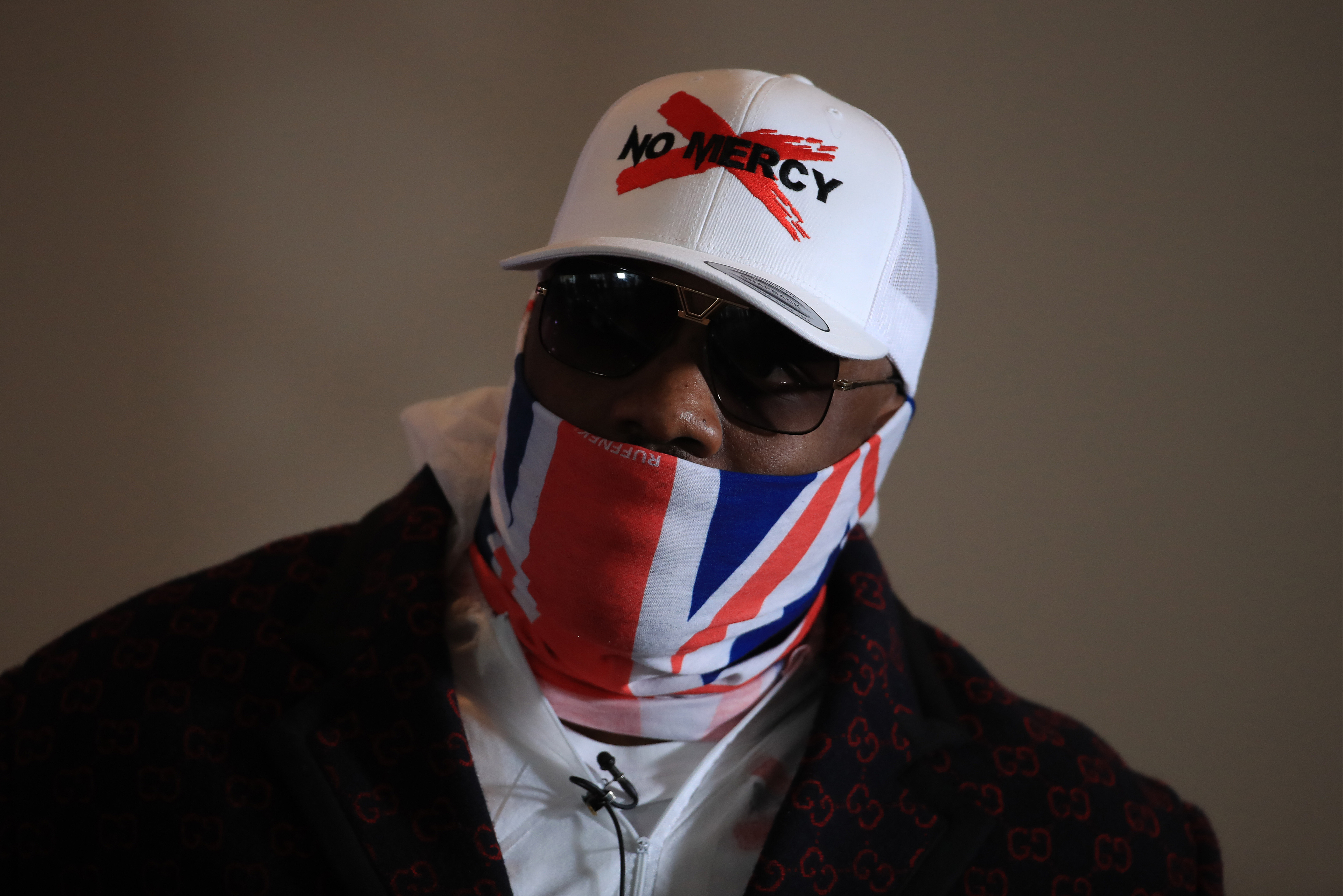 Chisora ‘gutted’ as Usyk earns points decision in stylish display