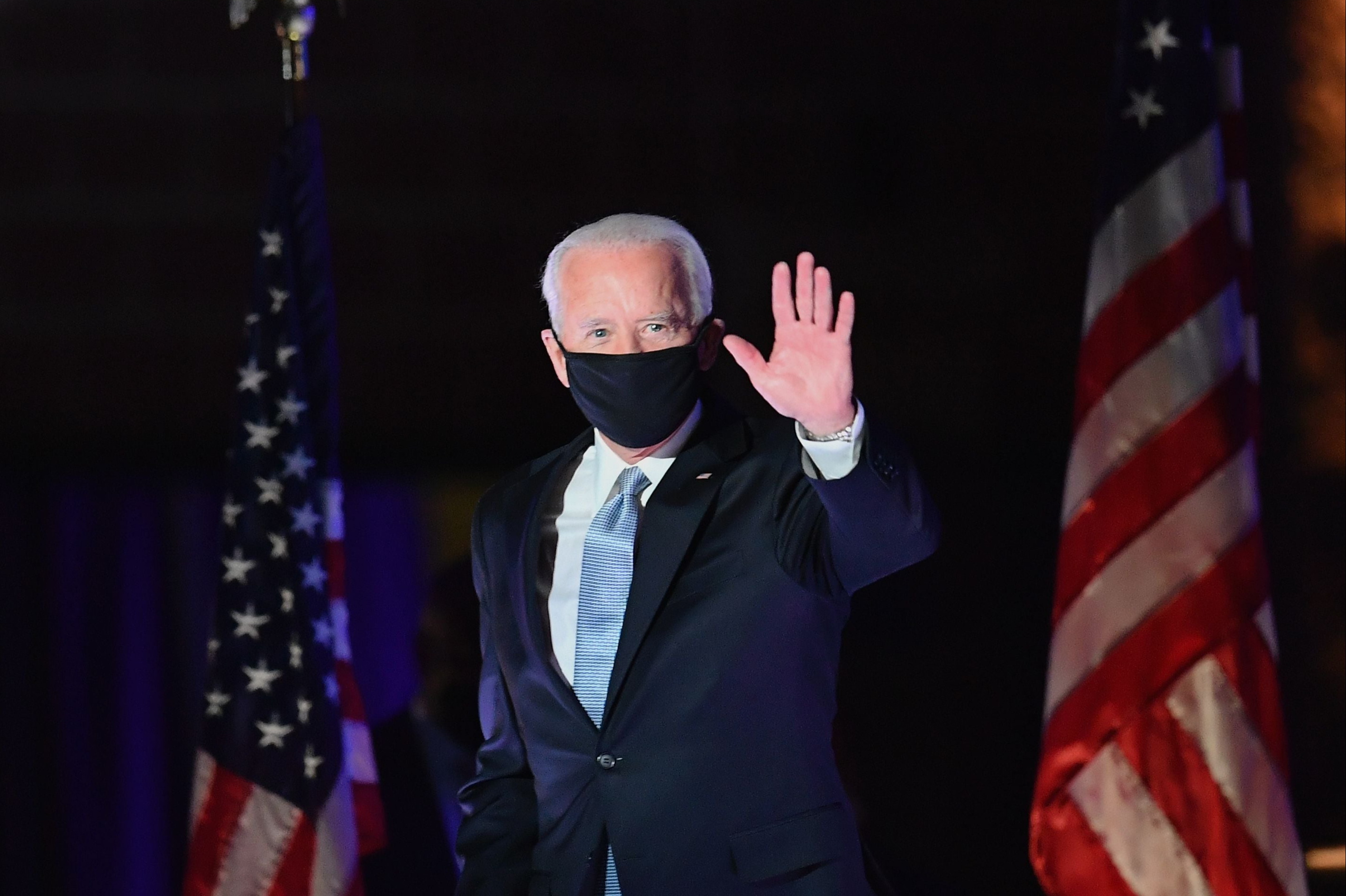 Biden prepares for power by making Covid-19 pandemic his priority