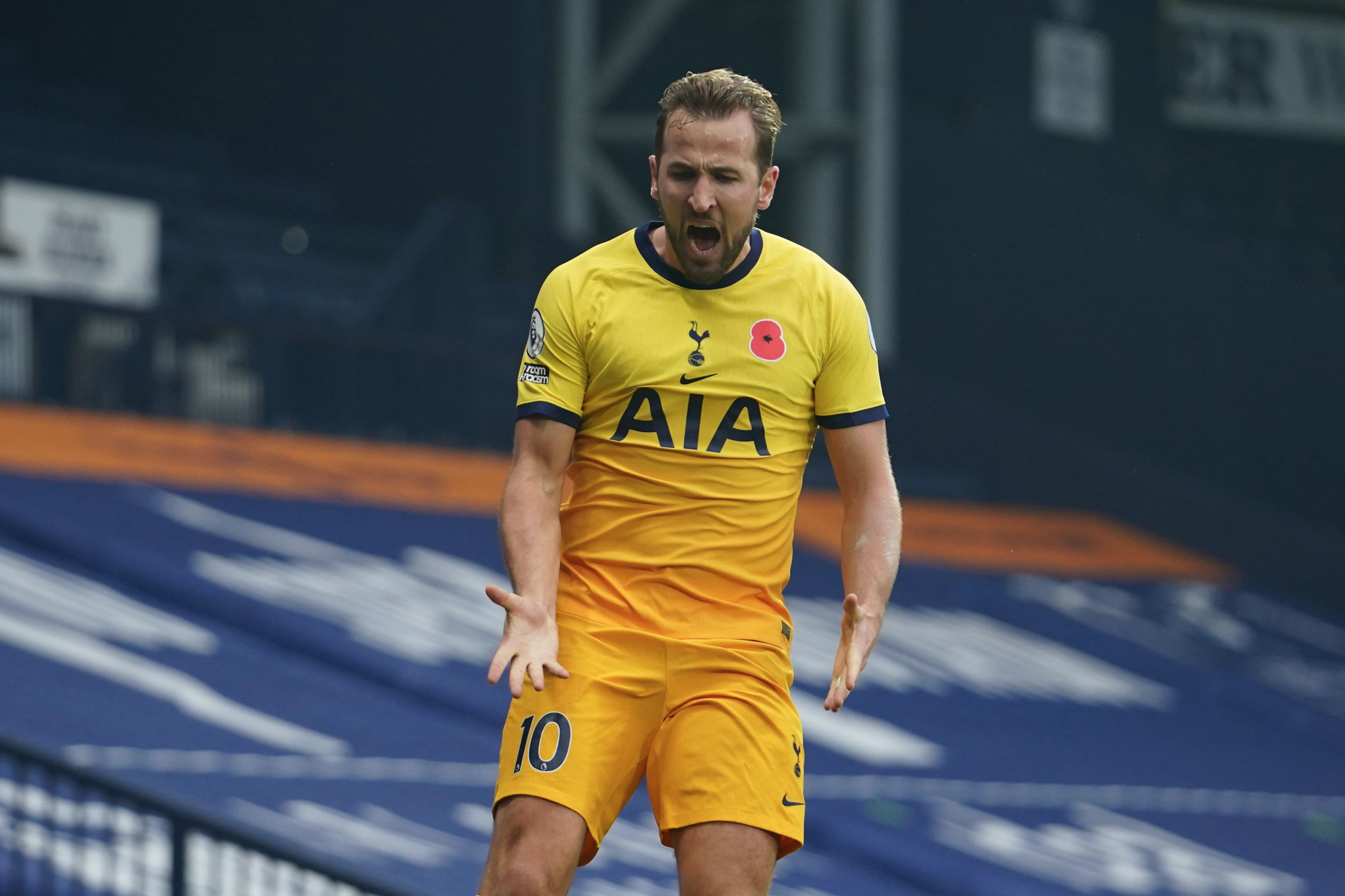 Kane reacts to 150th Premier League goal and praises Spurs persistence