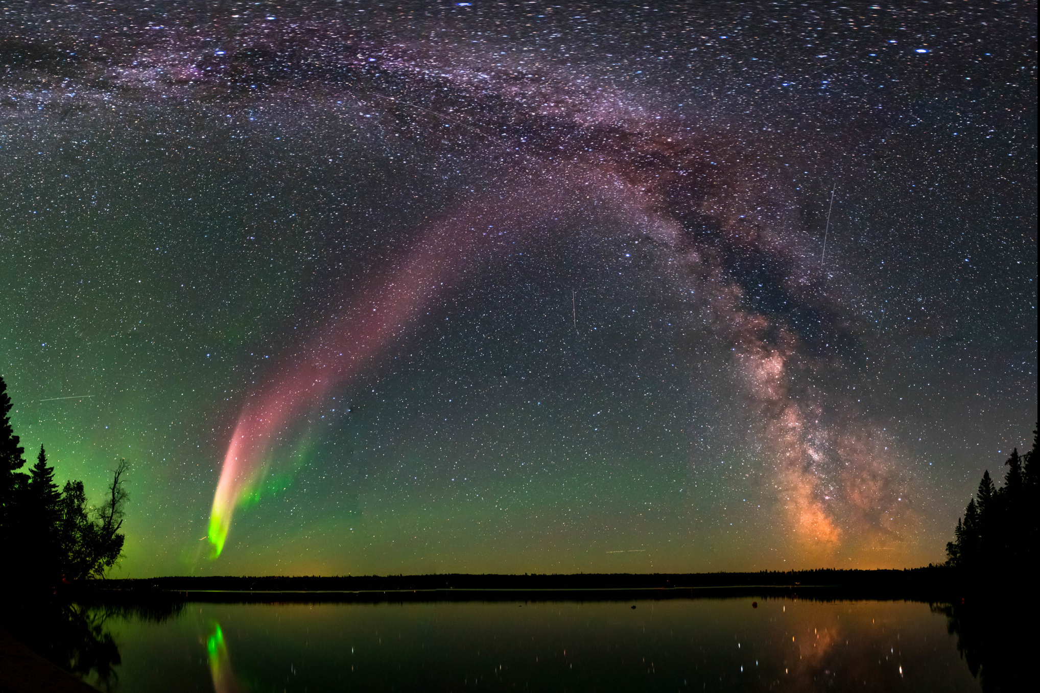 NASA shares stunning images of mysterious ‘Steve’ light phenomenon