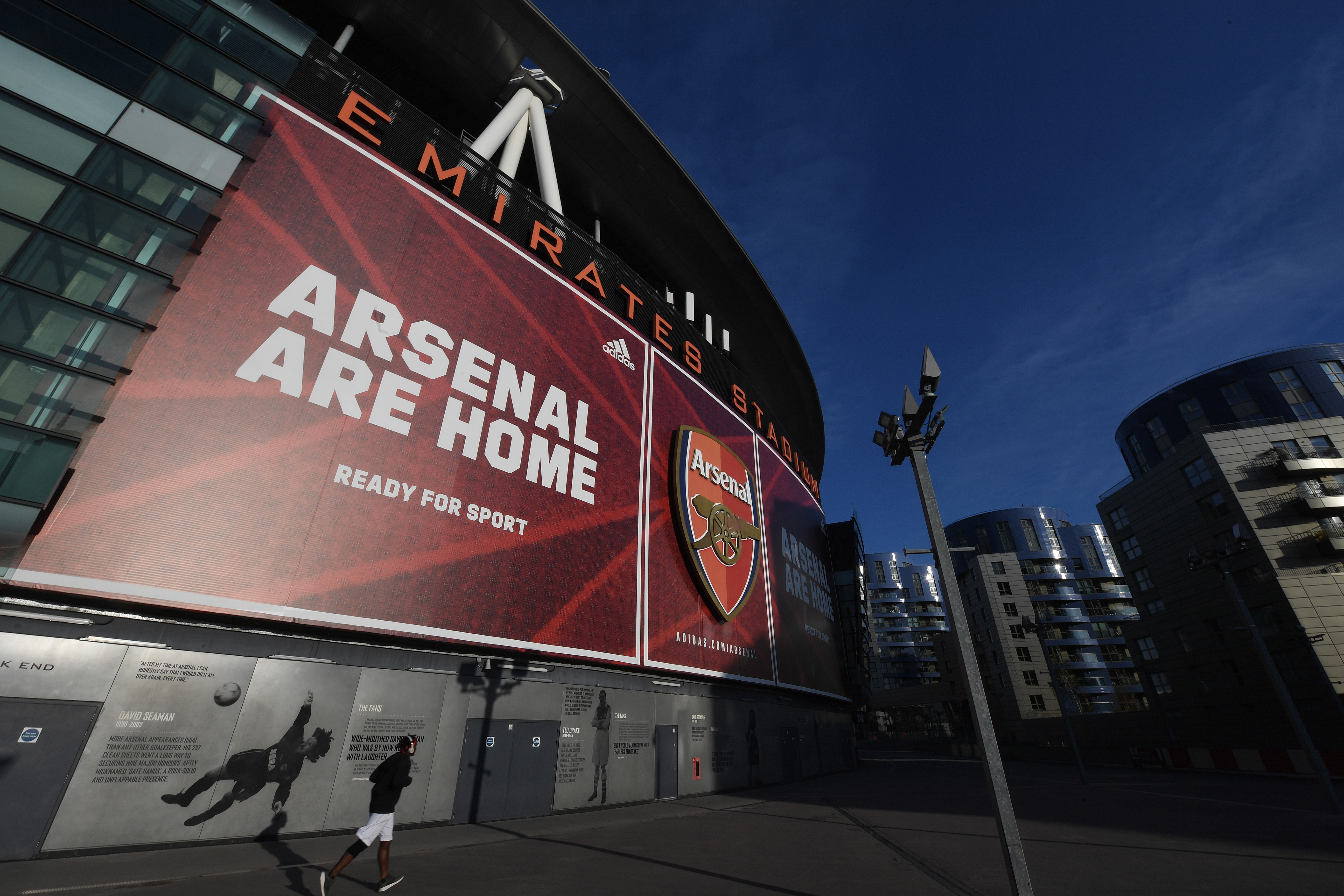 Arsenal and Tottenham bid to stage pilot events for larger crowds