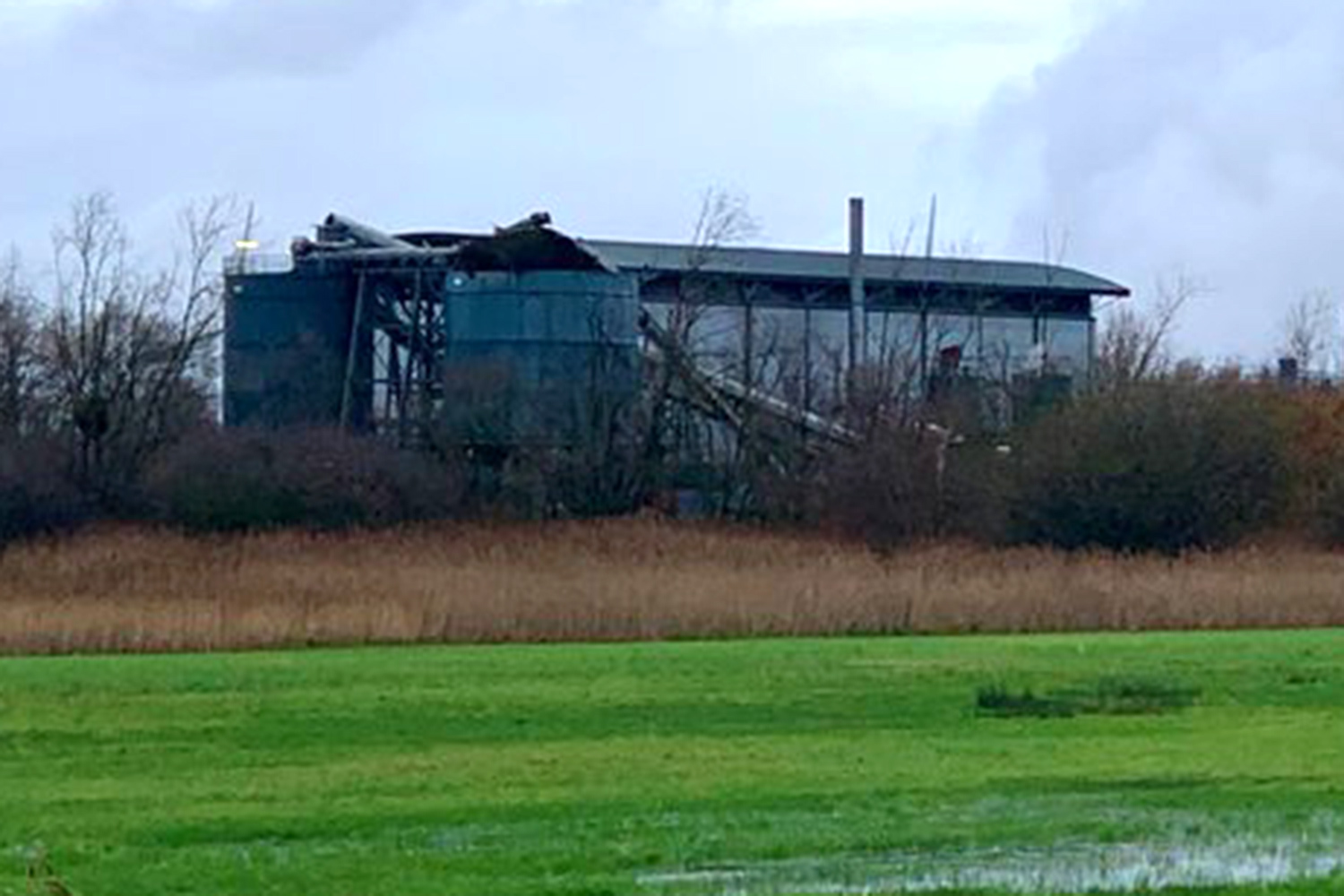 Multiple injuries following large blast at warehouse near Bristol
