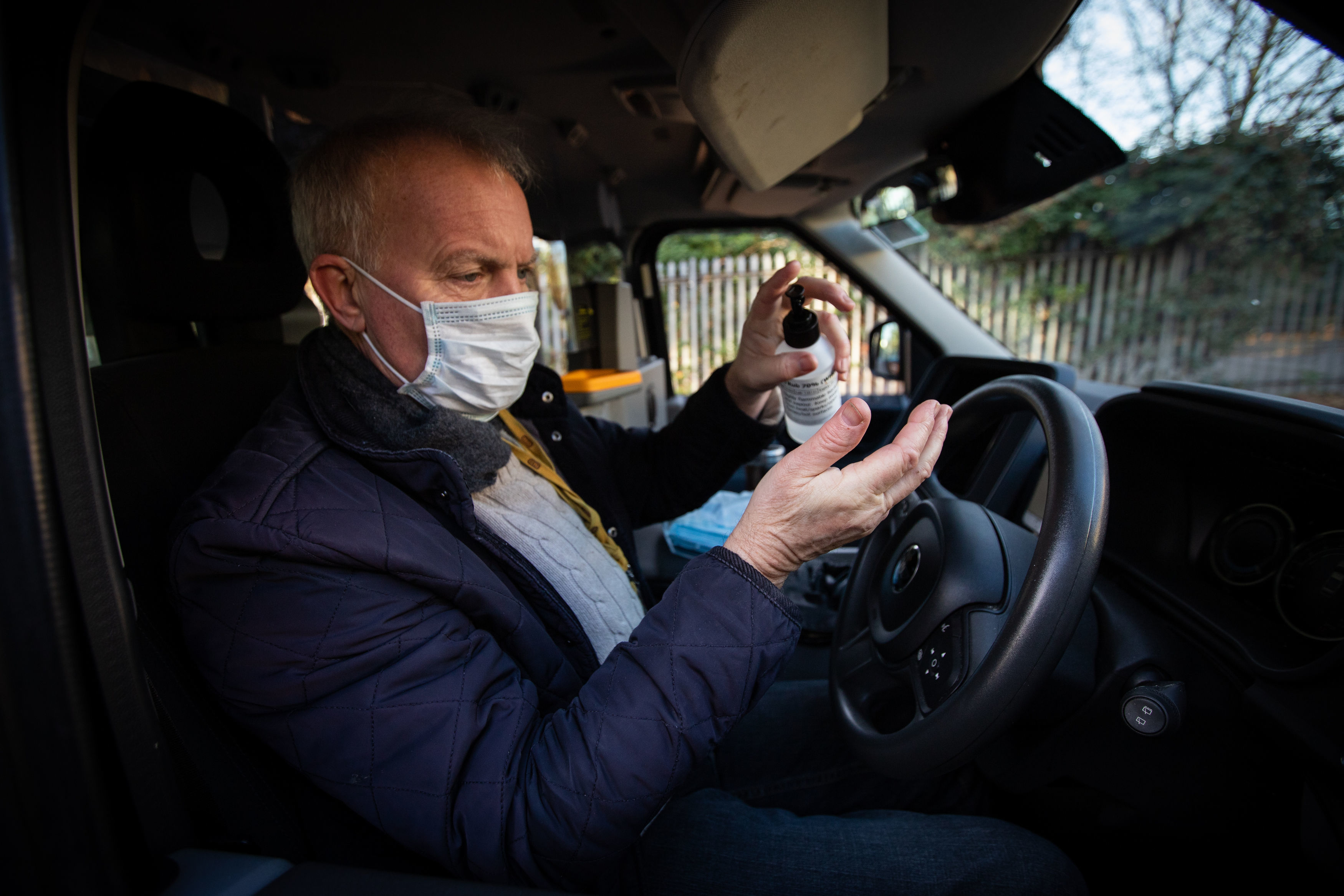 London taxi drivers to receive more face masks and hand sanitiser