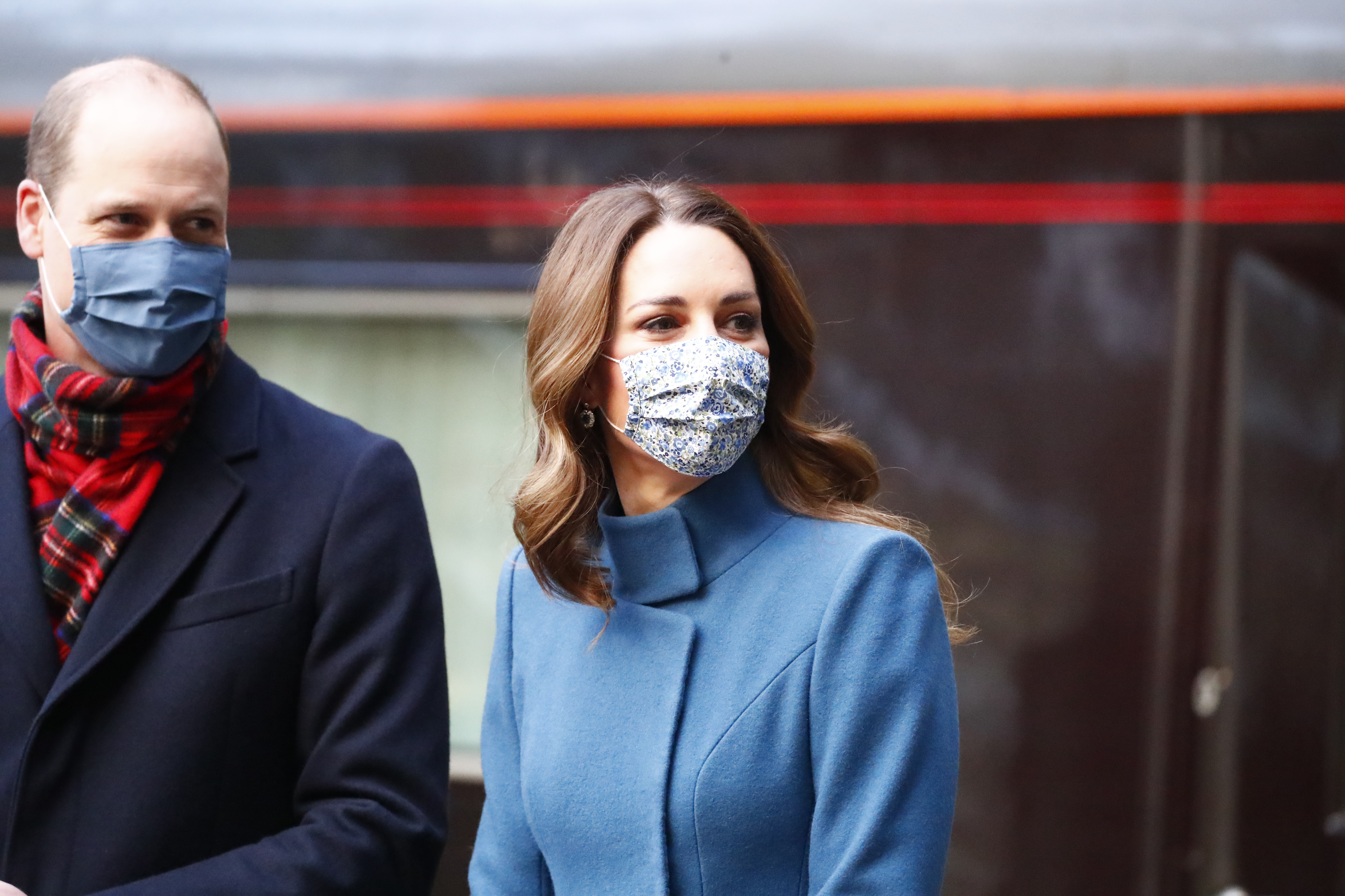 Kate’s thanks to transport staff as royal couple start festive tour