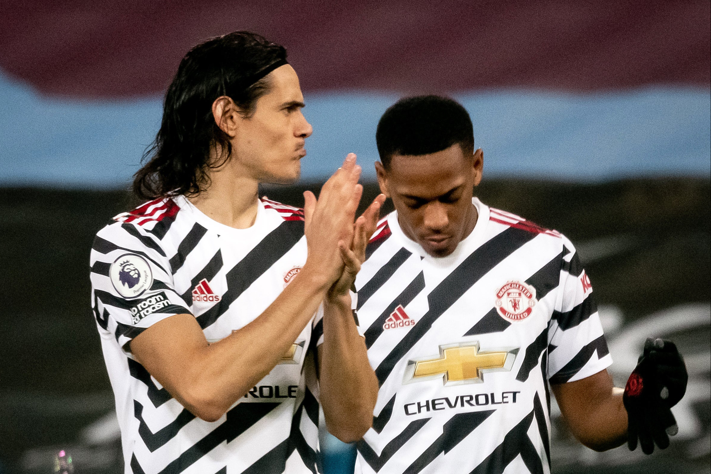 Man United dealt injury blow with Cavani and Martial out