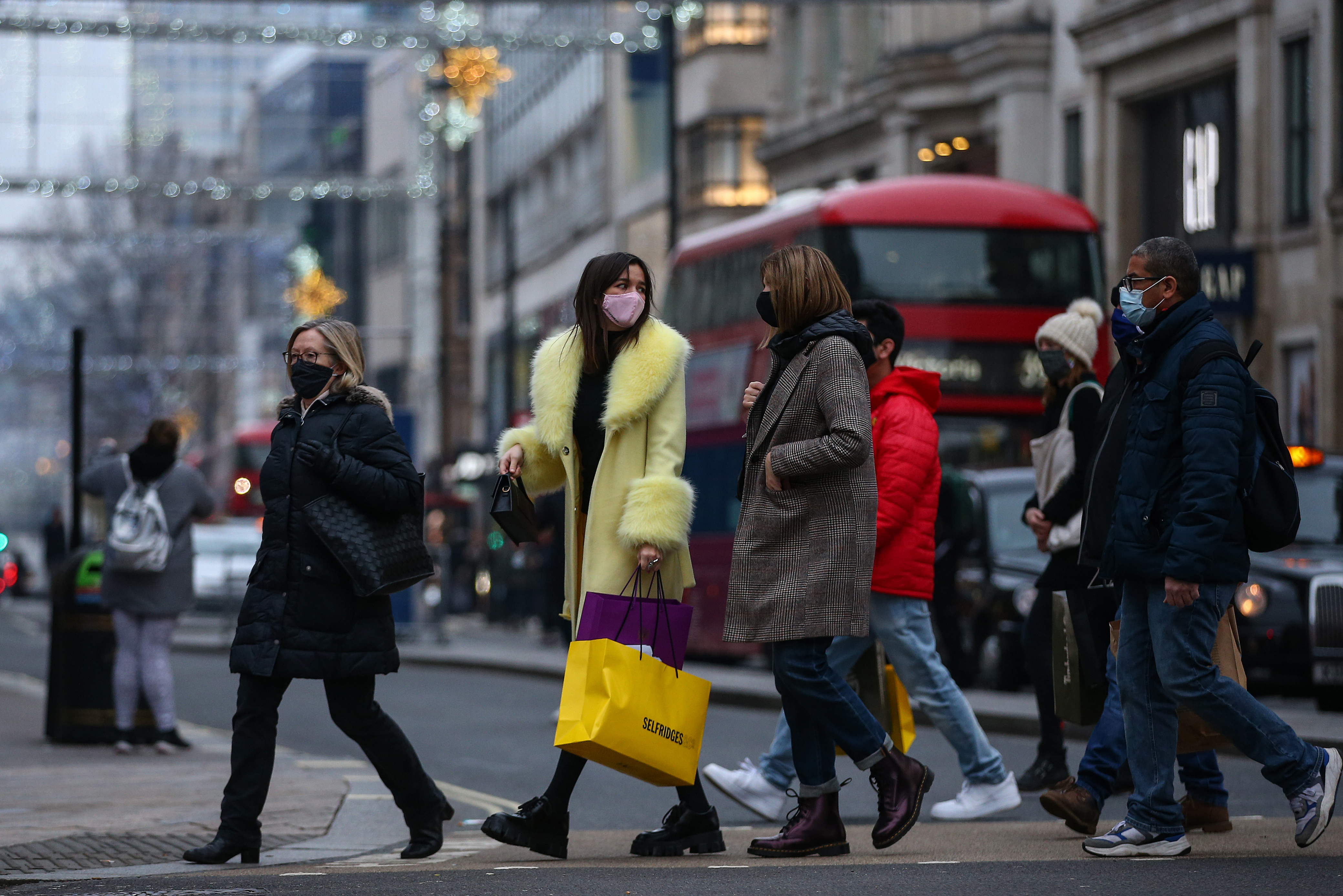 London gets set for Tier 3 amid calls to ‘rethink’ Christmas rules