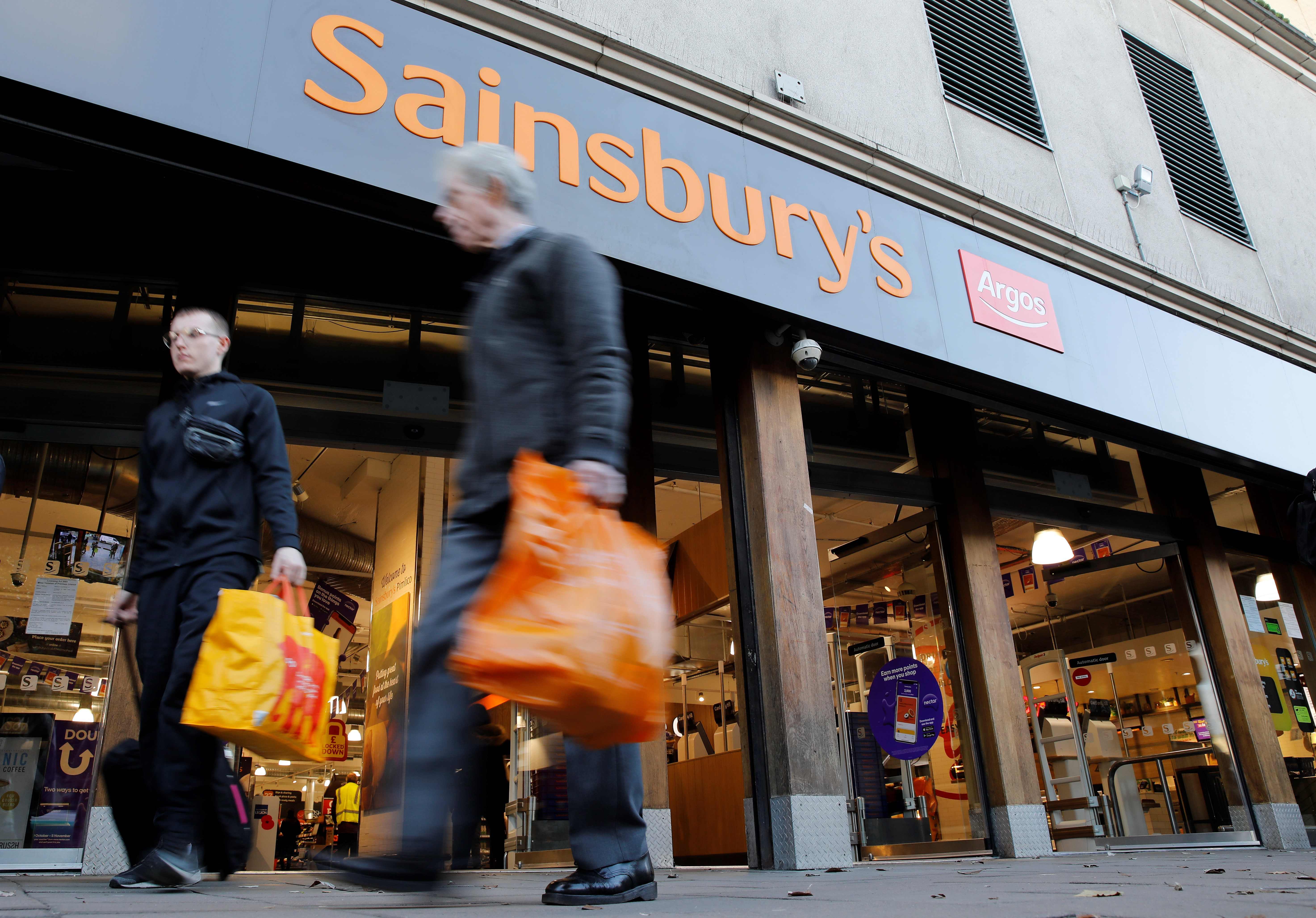 FILES-BRITAIN-RETAIL-SAINSBURYS-JOBS