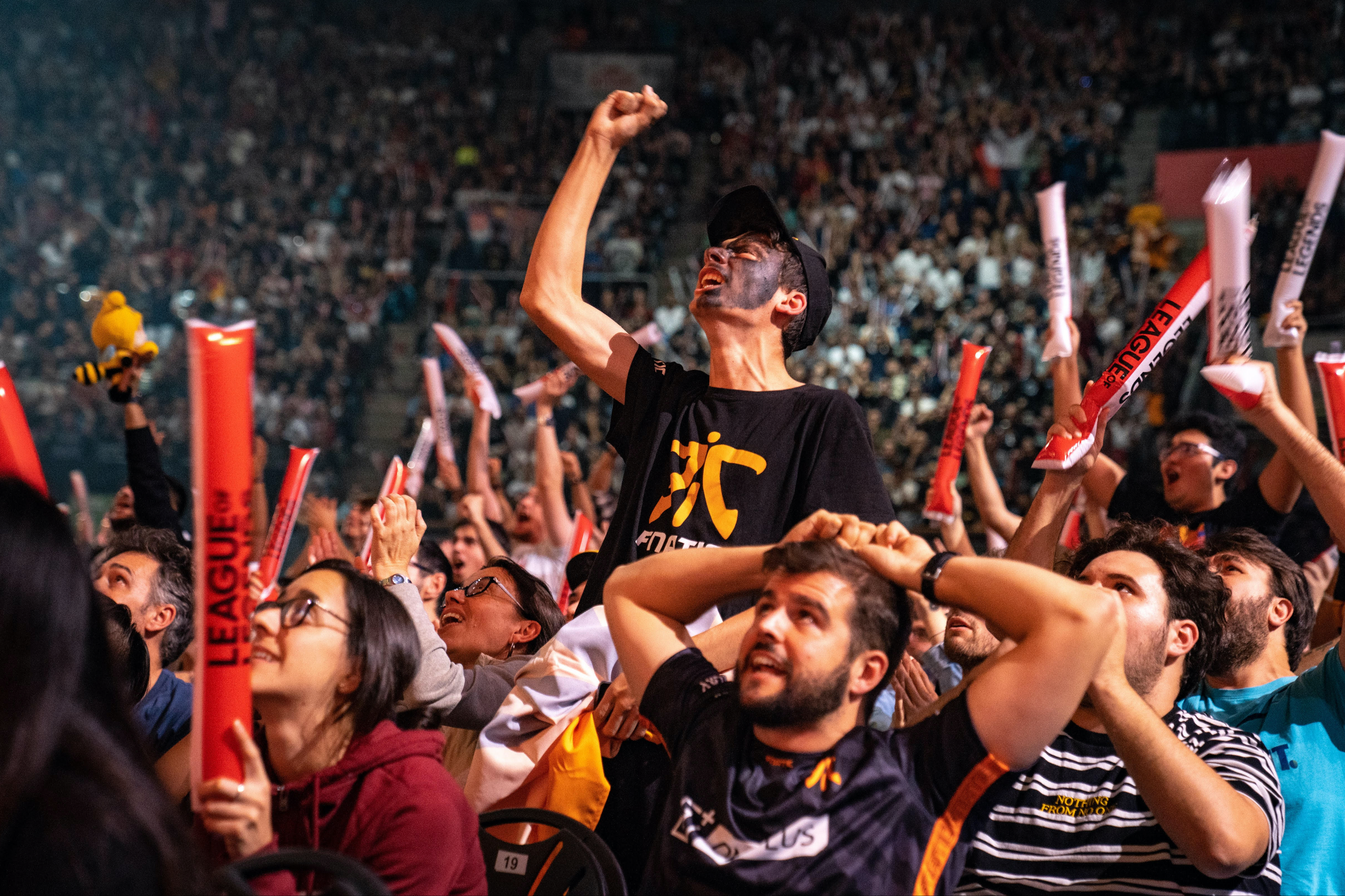 Fnatic CEO hails fans as esports team closes £2 million crowdfund  