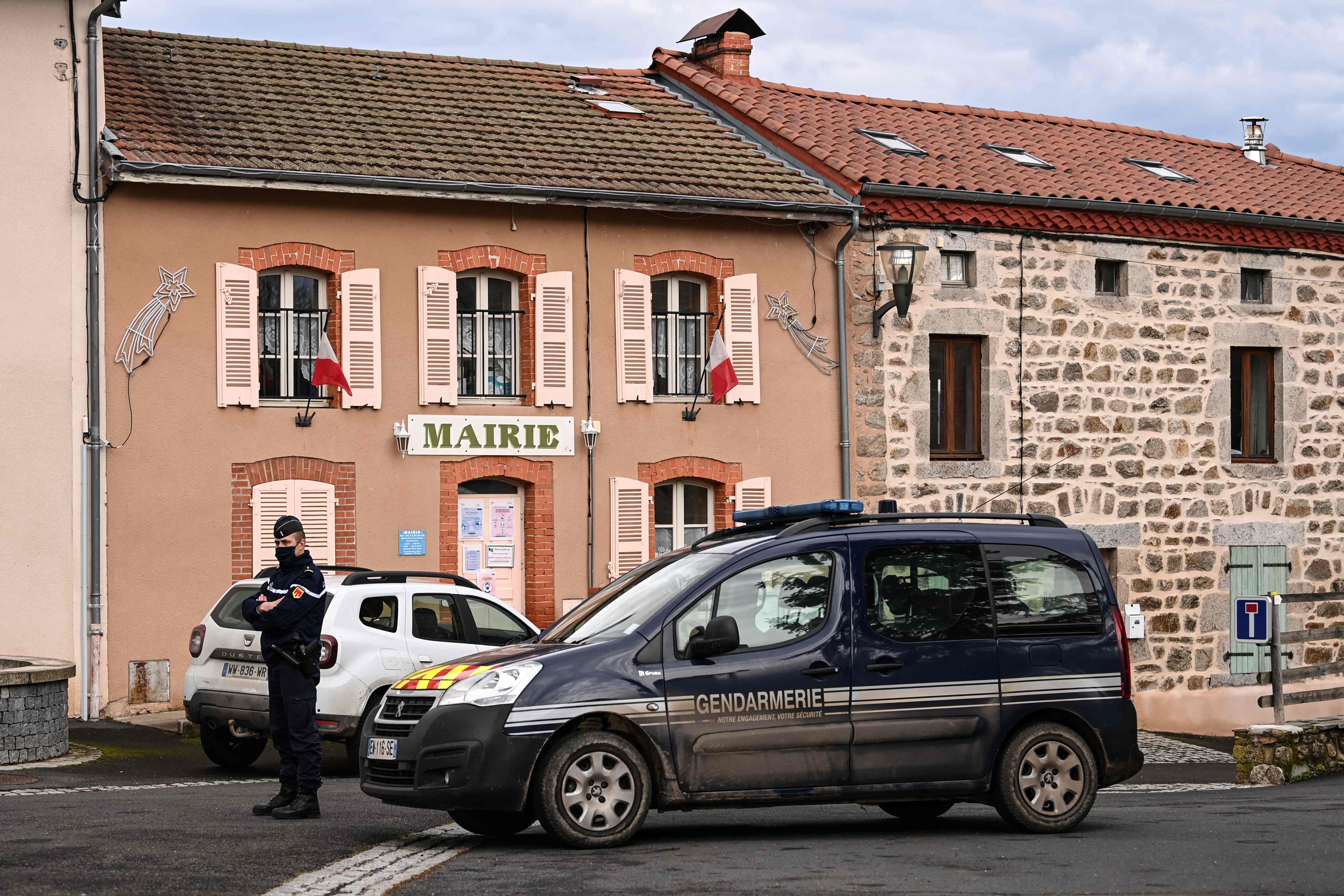 FRANCE-CRIME-SHOOTING-POLICE