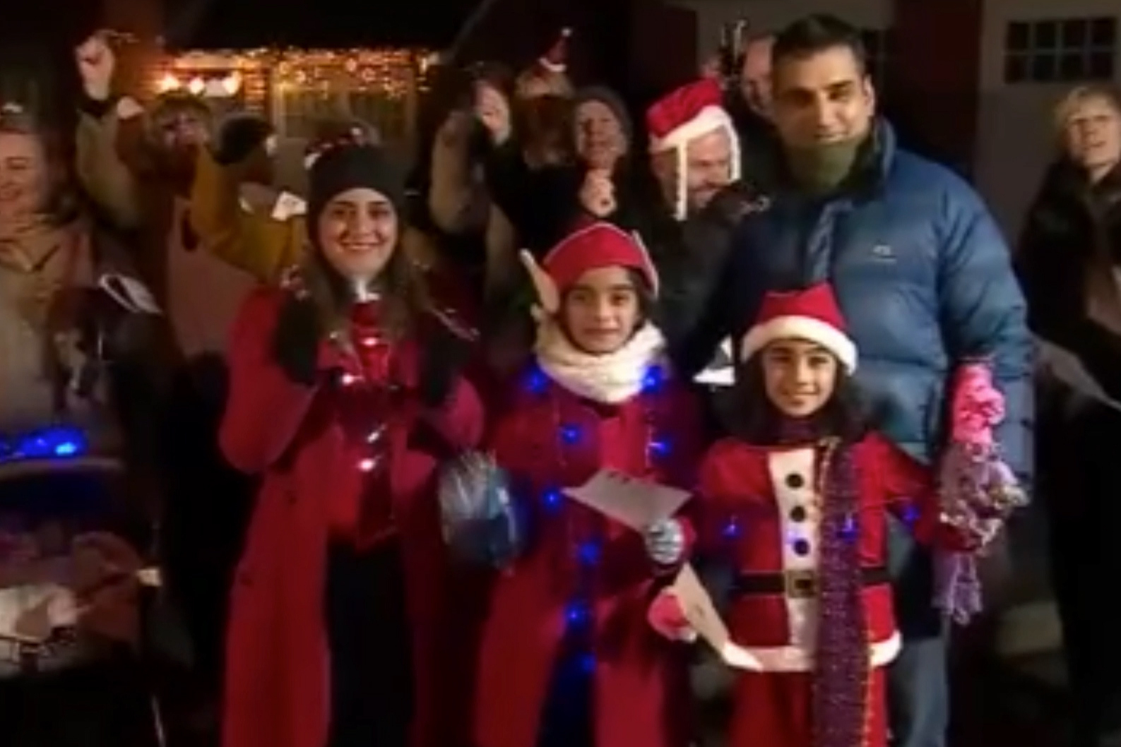 Christmas Eve doorstep bell ring sees thousands participate 