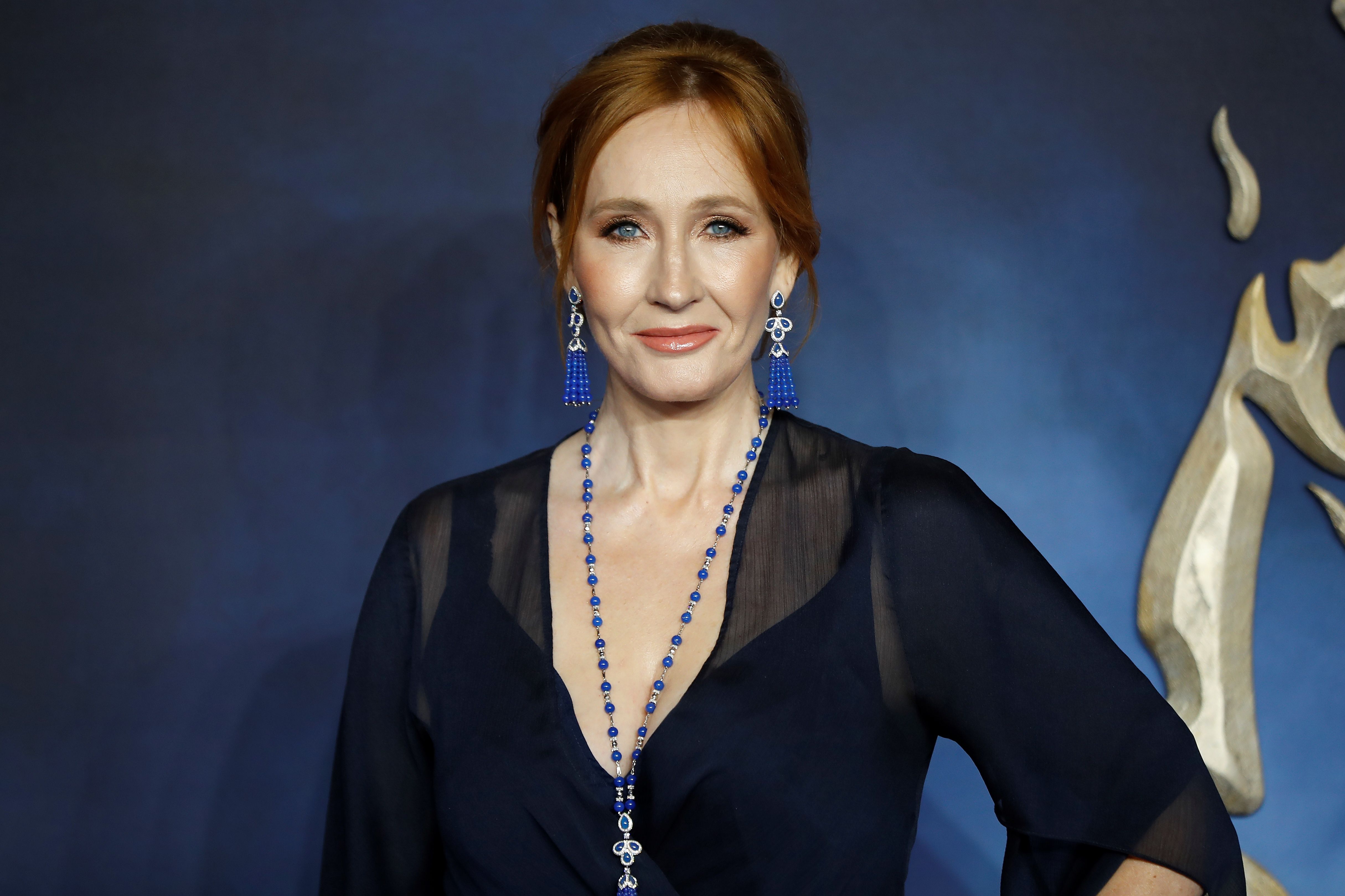 Eddie Izzard defends JK Rowling’s stance on trans issues