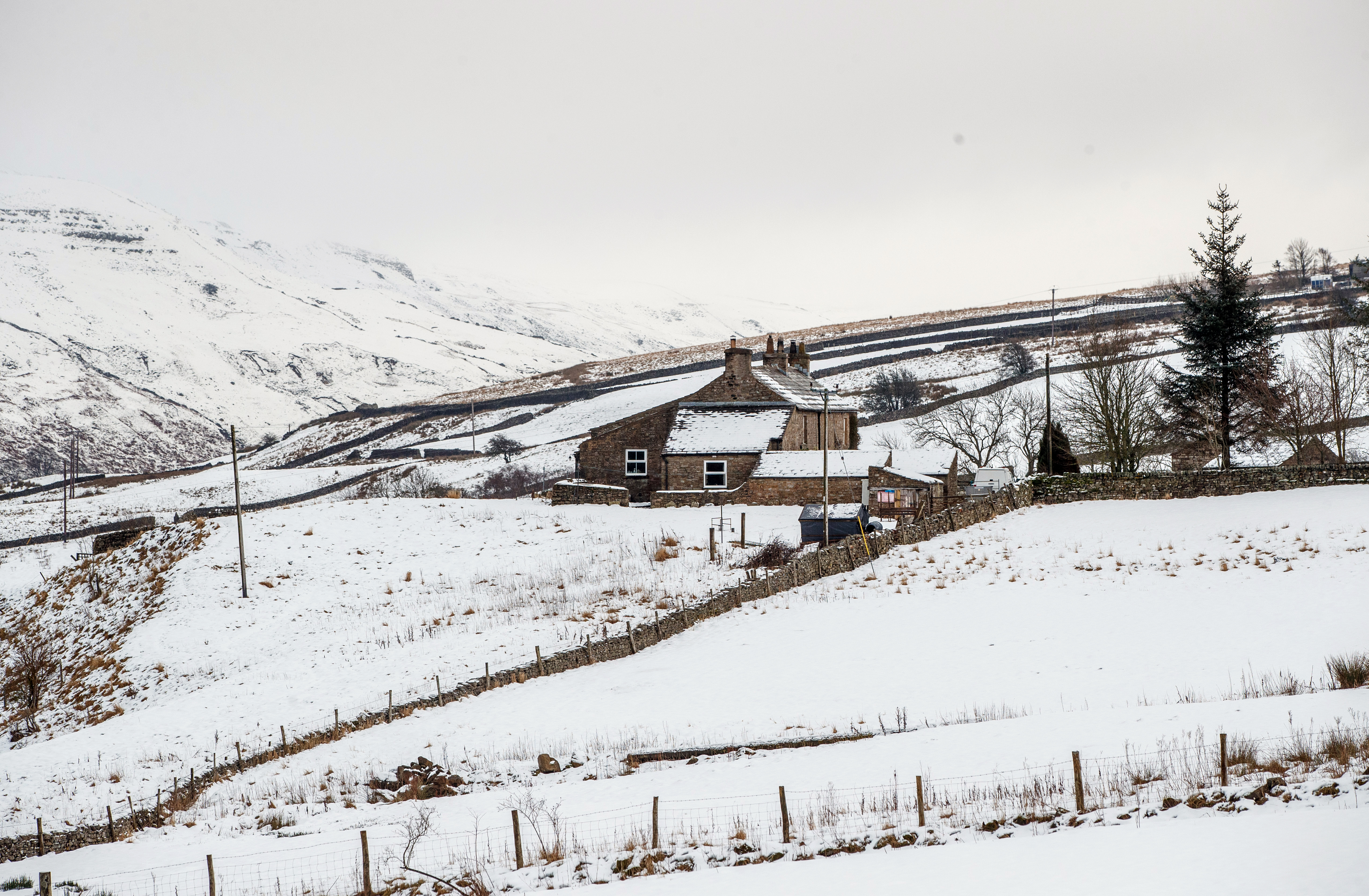 Coldest night of the year since 2019 as snow falls in south England