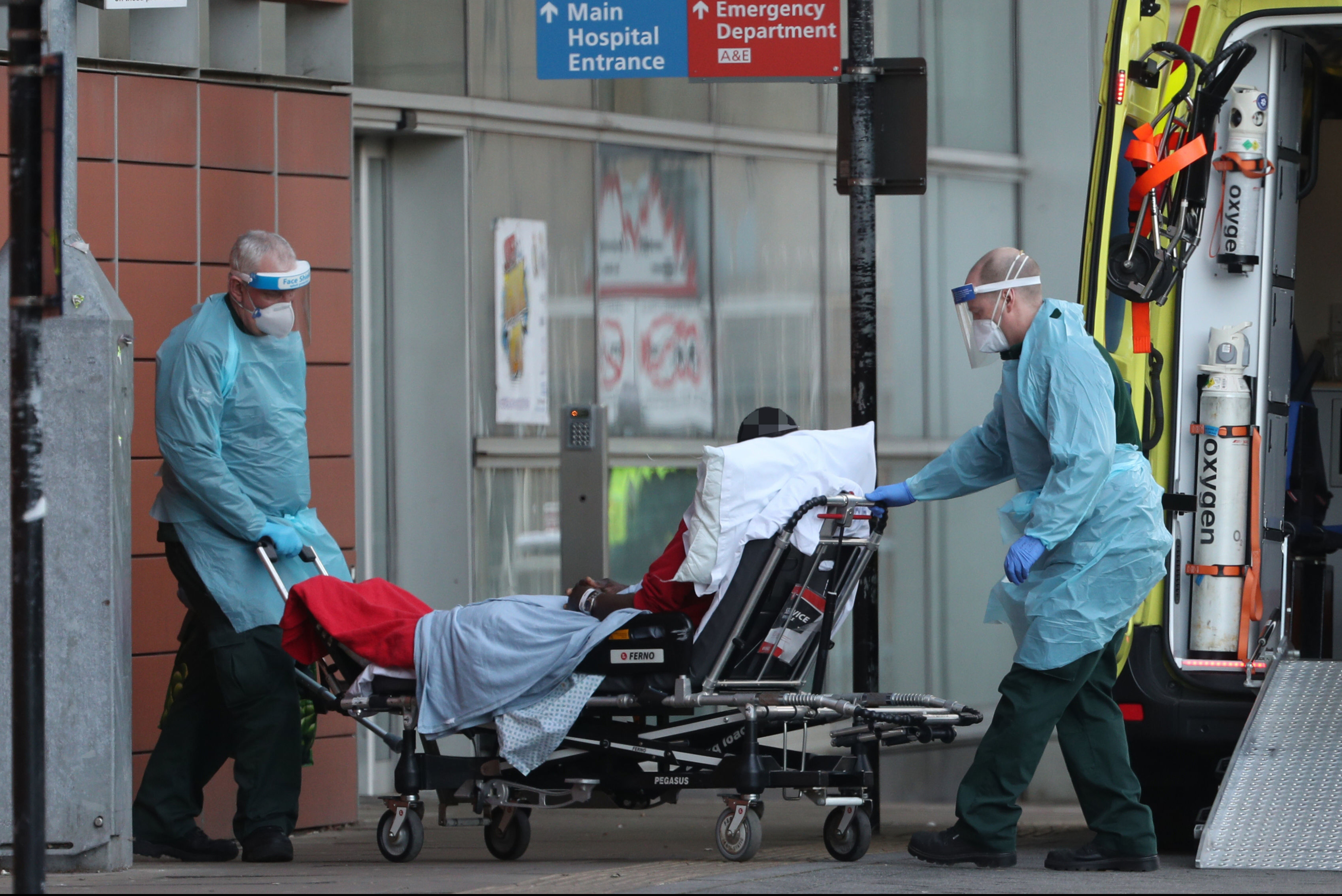 UK Covid deaths top 1,100 overnight as cases up by 52,618