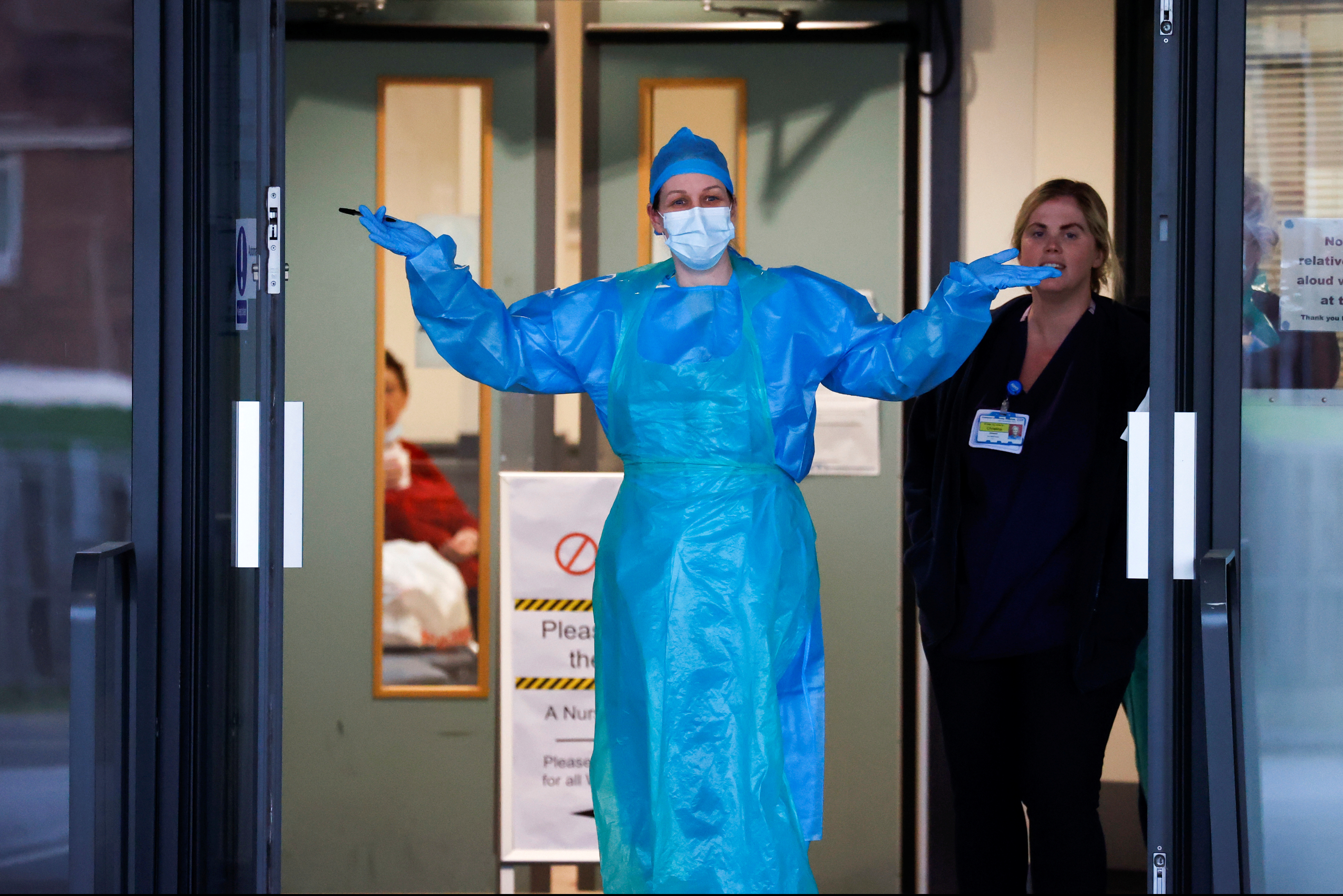 Clap for Carers replaced with thunderous calls for NHS payrises