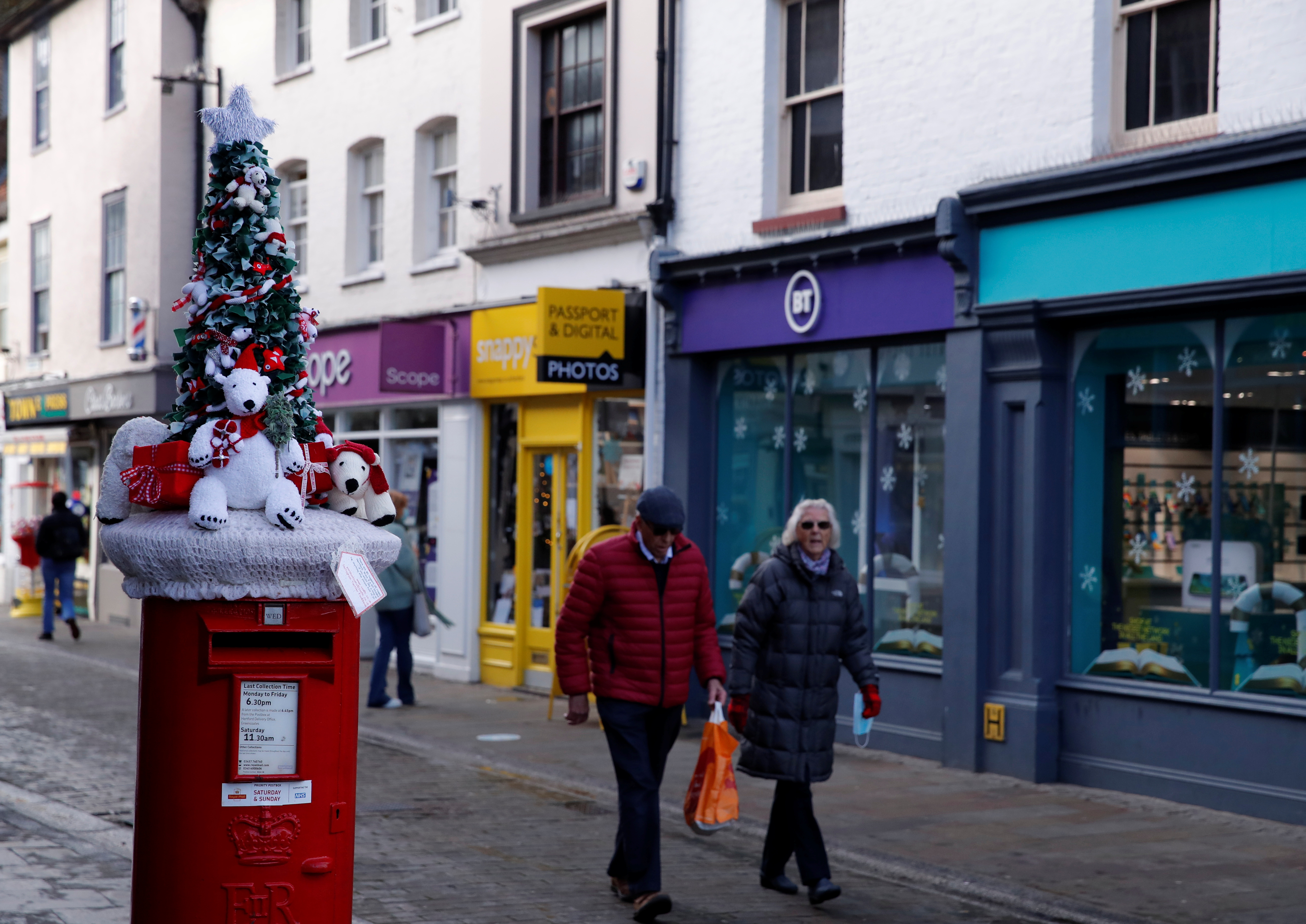 Royal Mail has record Christmas thanks to “extraordinary” delivery staff