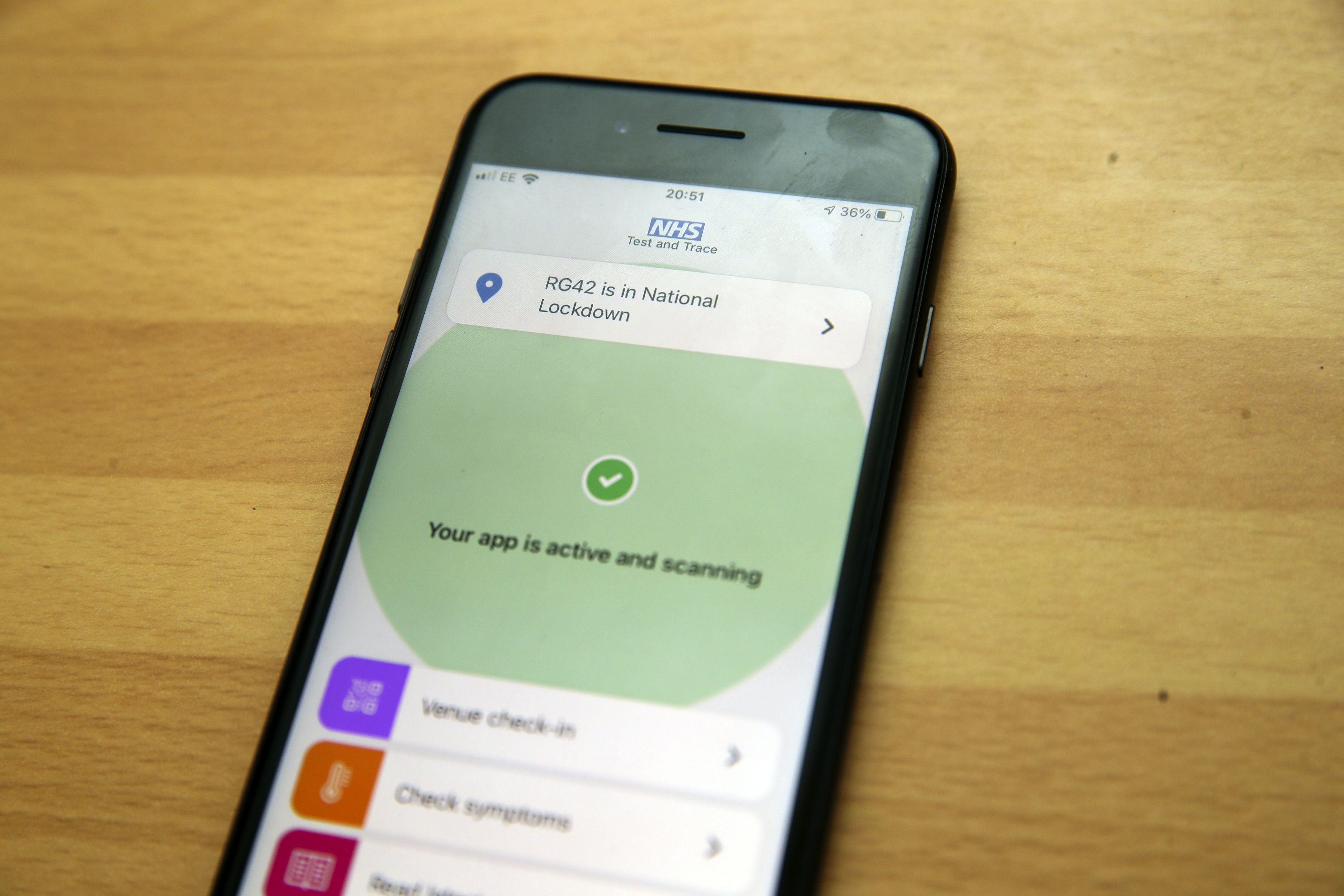 Majority of UK support Covid tracking tech and immunity passports