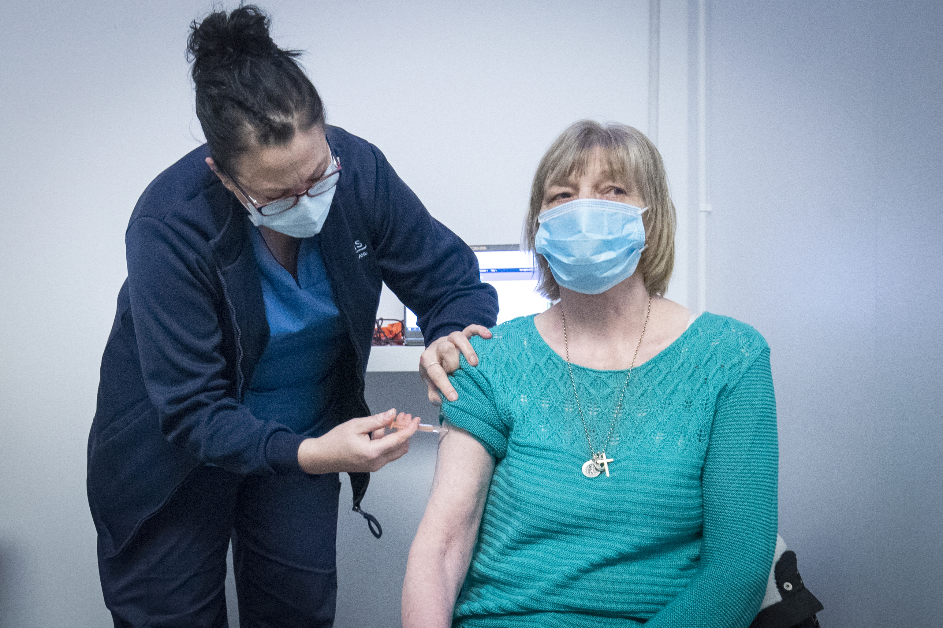 Single Pfizer or Moderna dose may protect those with prior infection