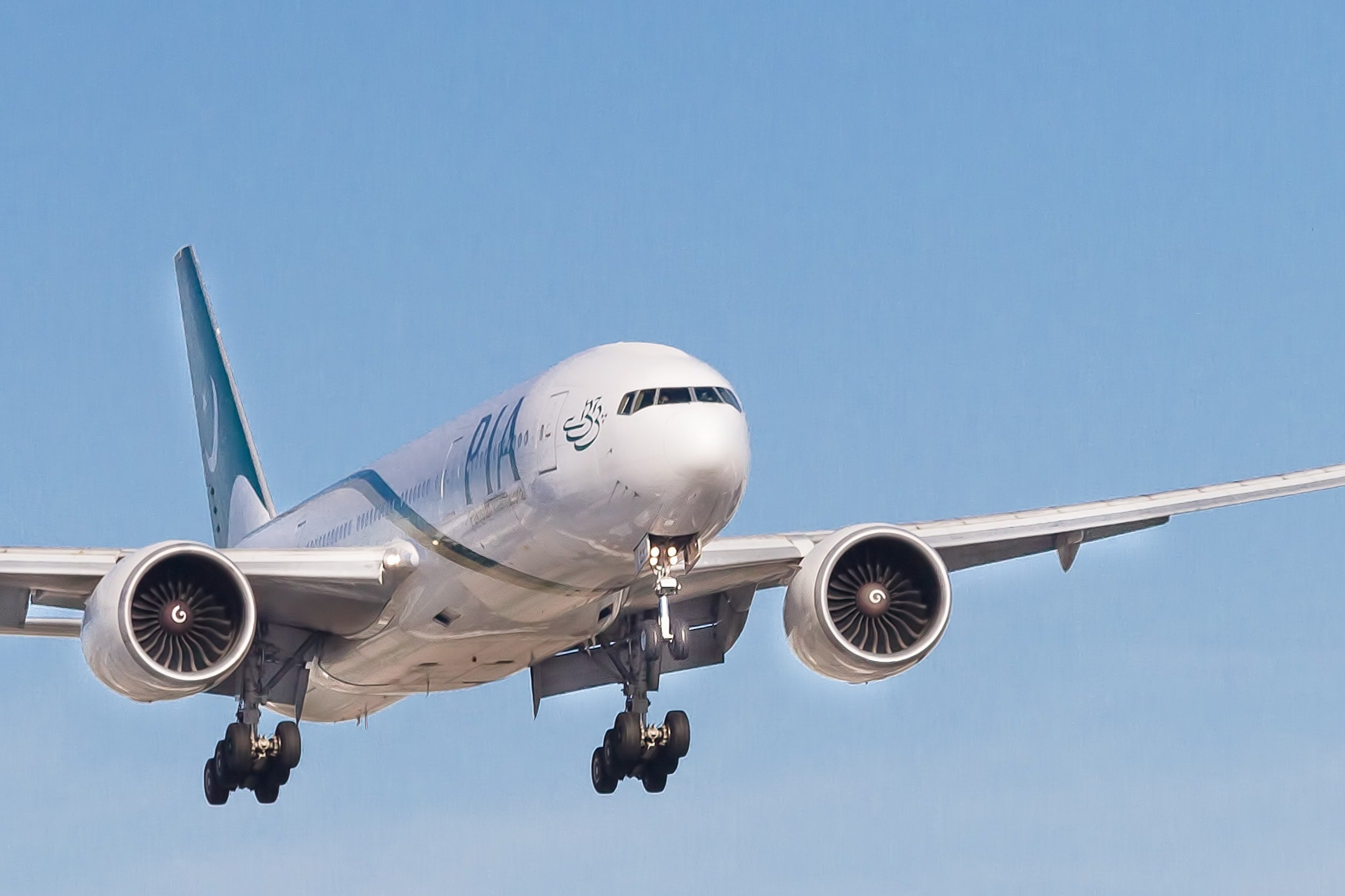 Aeroplane in flight