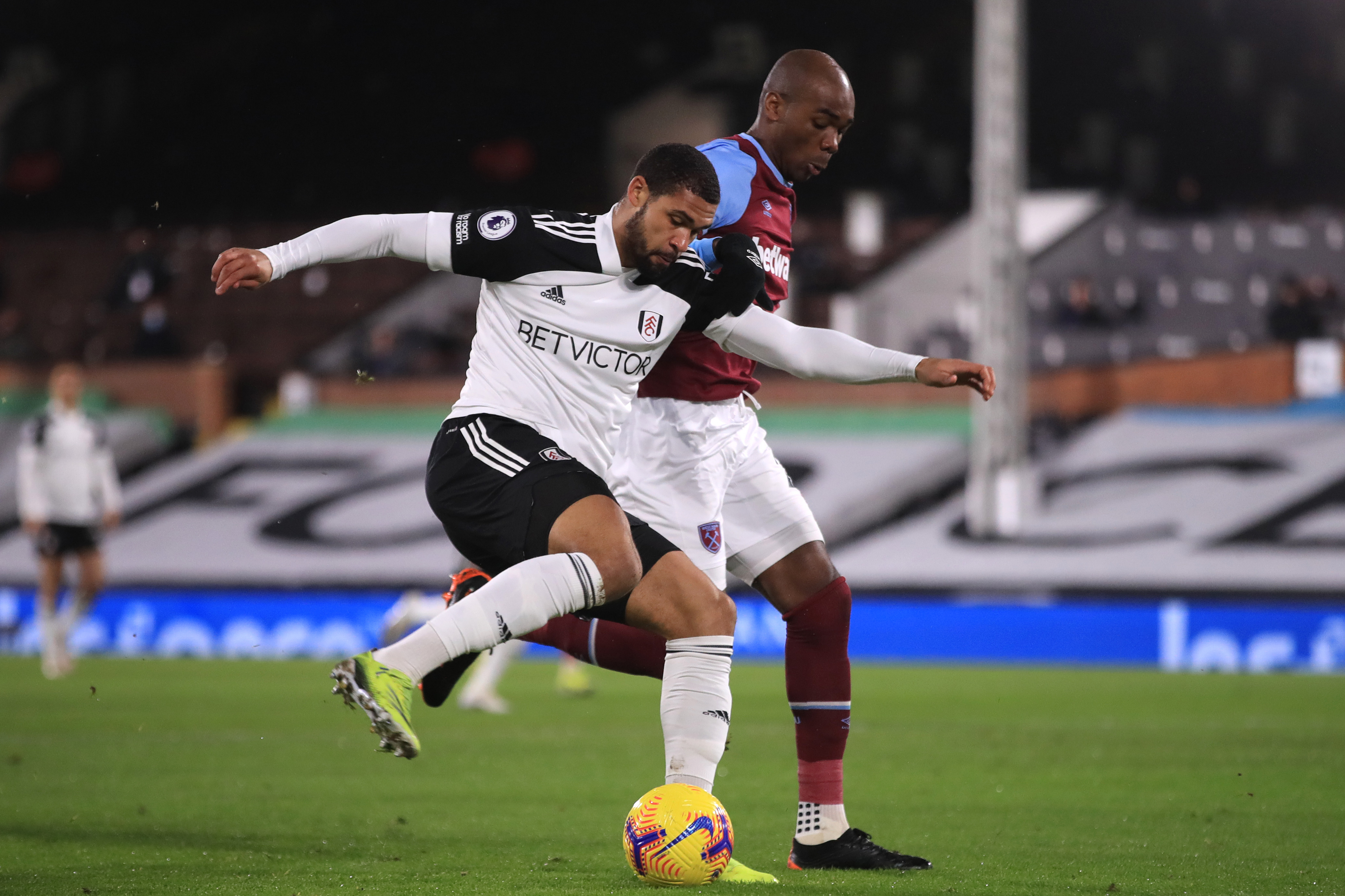 Fulham 0-0 West Ham: Tomas Soucek sent off as London derby ends all square