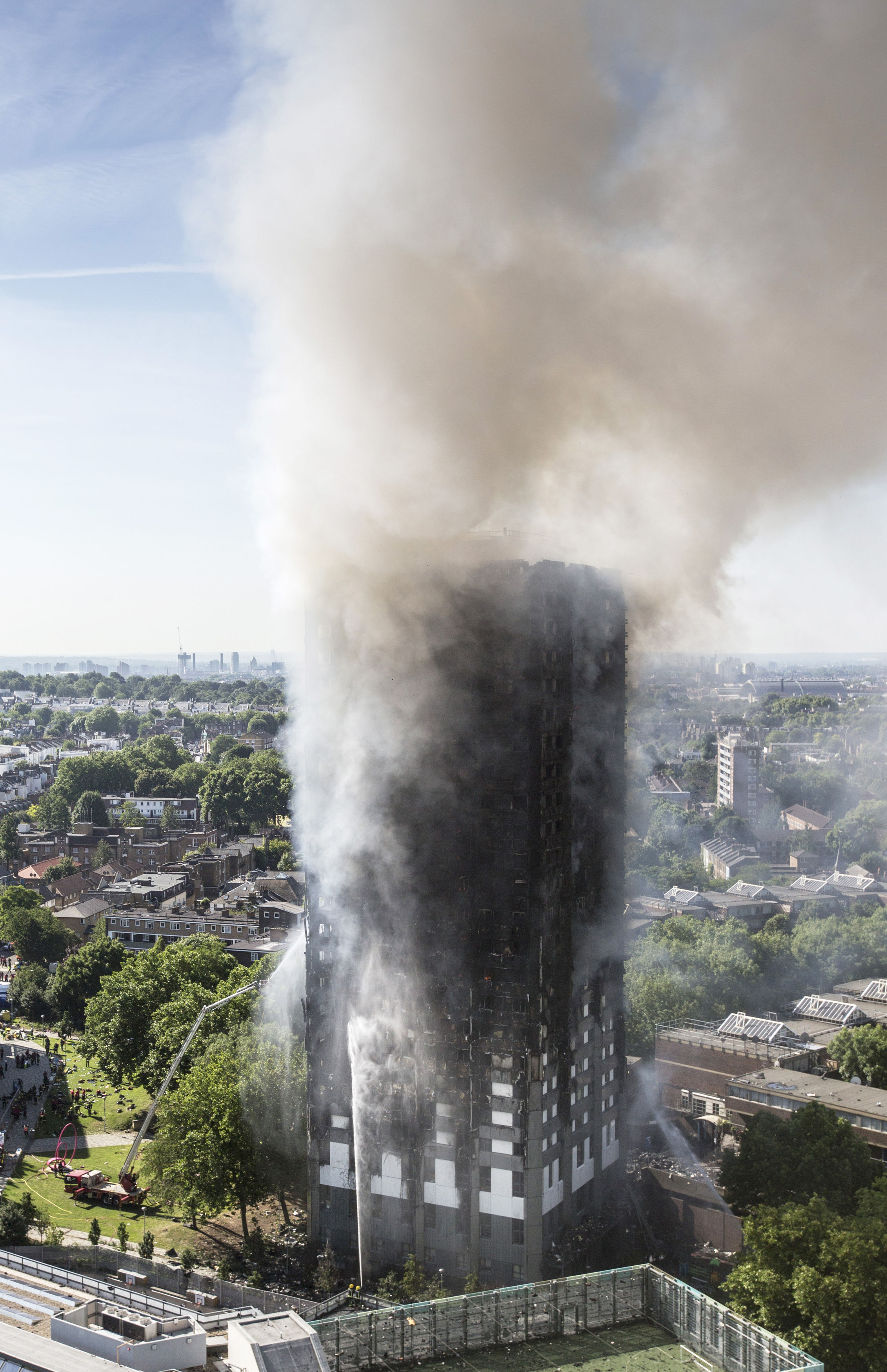 Grenfell Tower cladding firm ‘dismissed failed safety test as rogue result’, inquiry hears