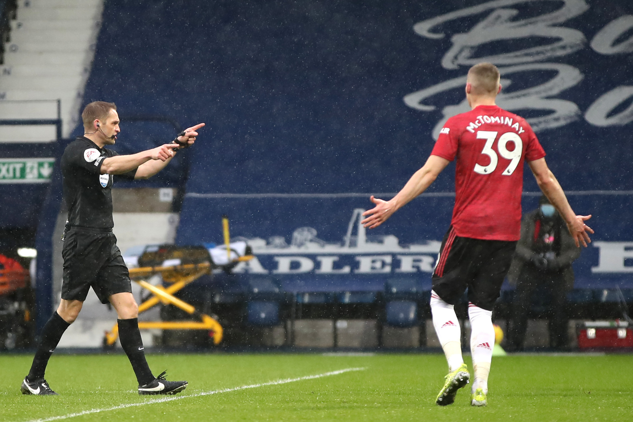 West Brom v Man United: Solskjaer wants refereeing ‘consistency’ after key deicions frustrate Red Devils