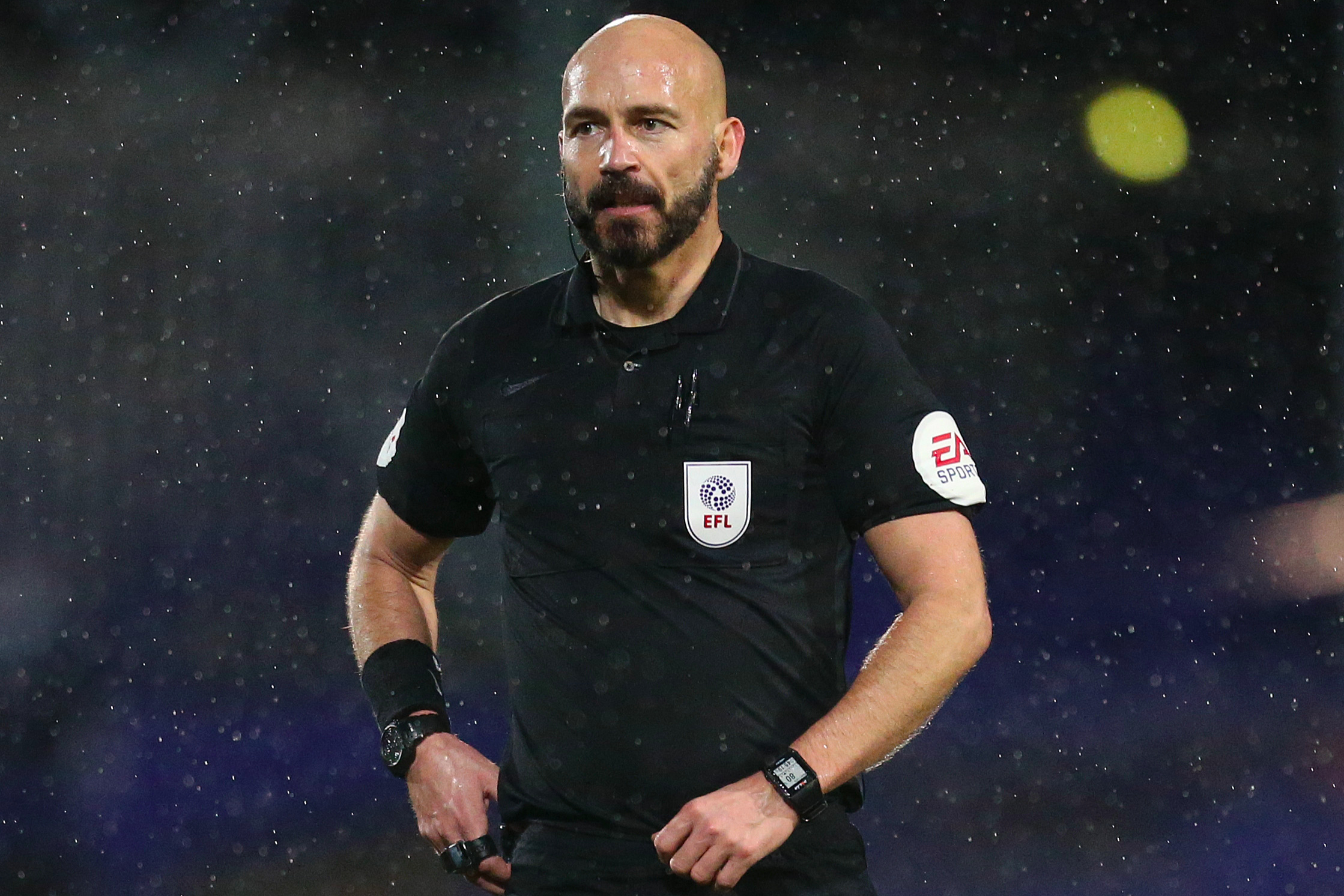 Referee Darren Drysdale issues apology after squaring up to Ipswich player Alan Judge