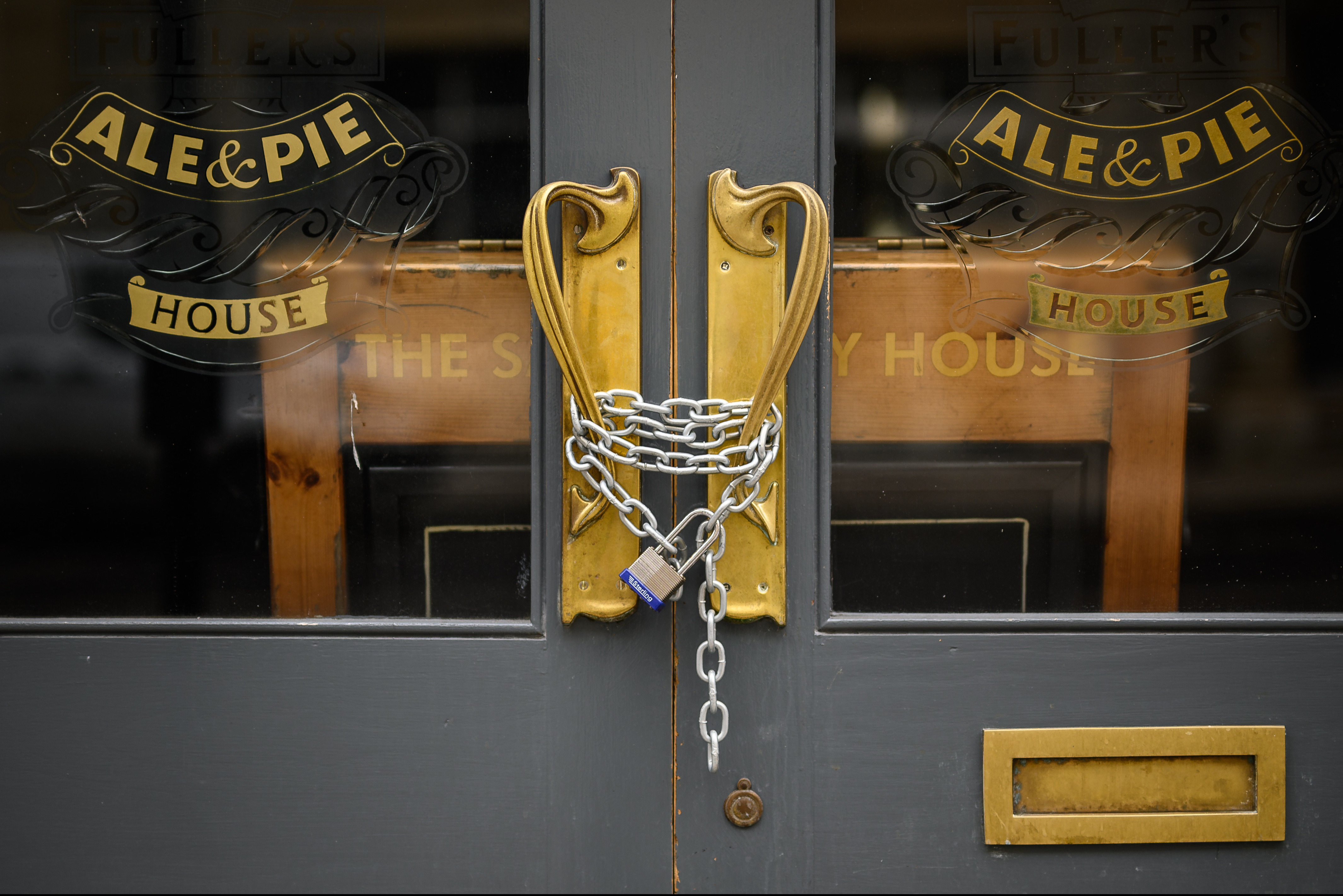 When do pubs and restaurants open in Boris Johnson’s lockdown roadmap? 