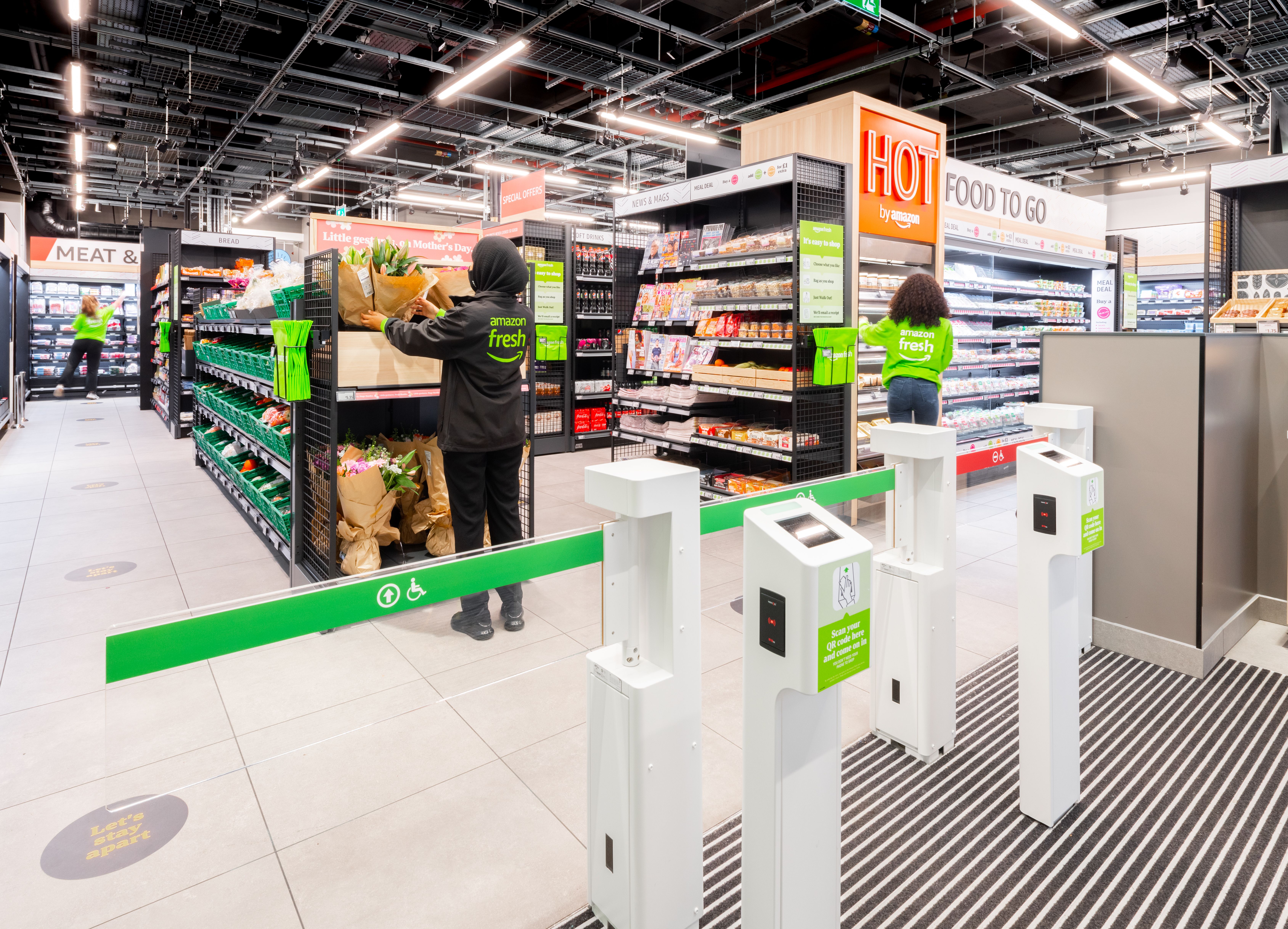 From grocery shops to salons: Amazon looks at bricks, as well as clicks, in London