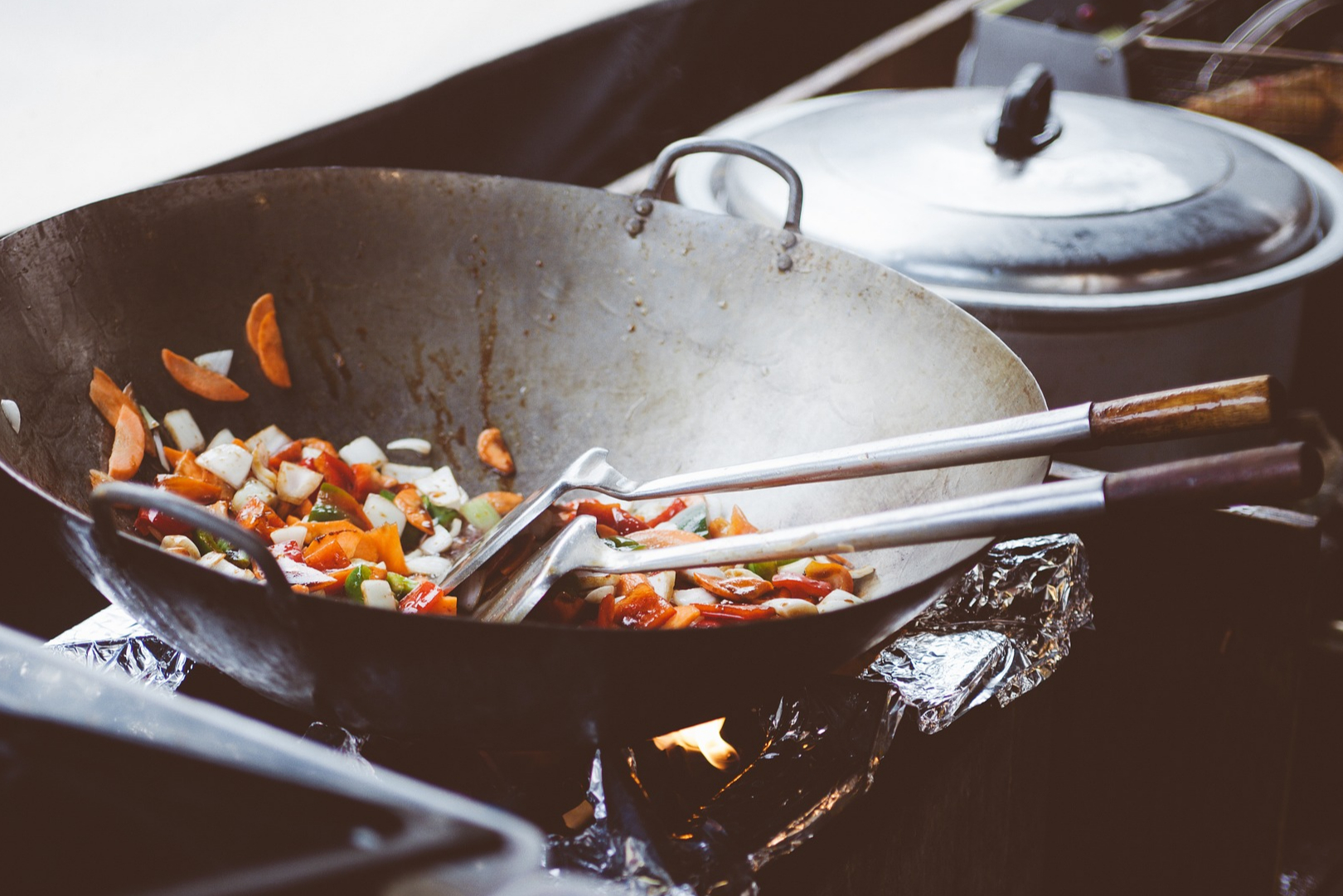 Best woks 2023: Non-stick pans for induction and gas stoves