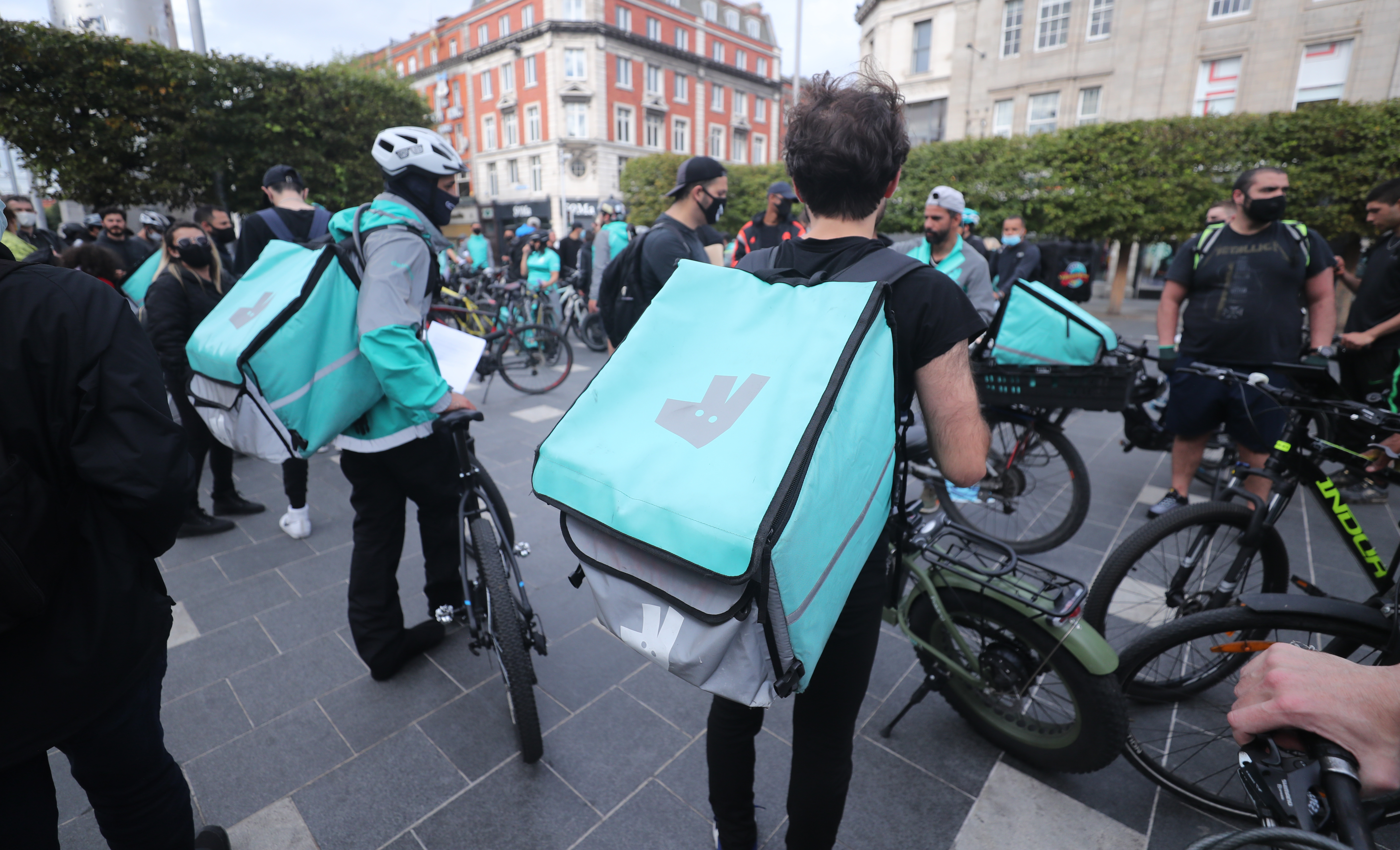 Amazon offers Prime customers free Deliveroo Plus for a year