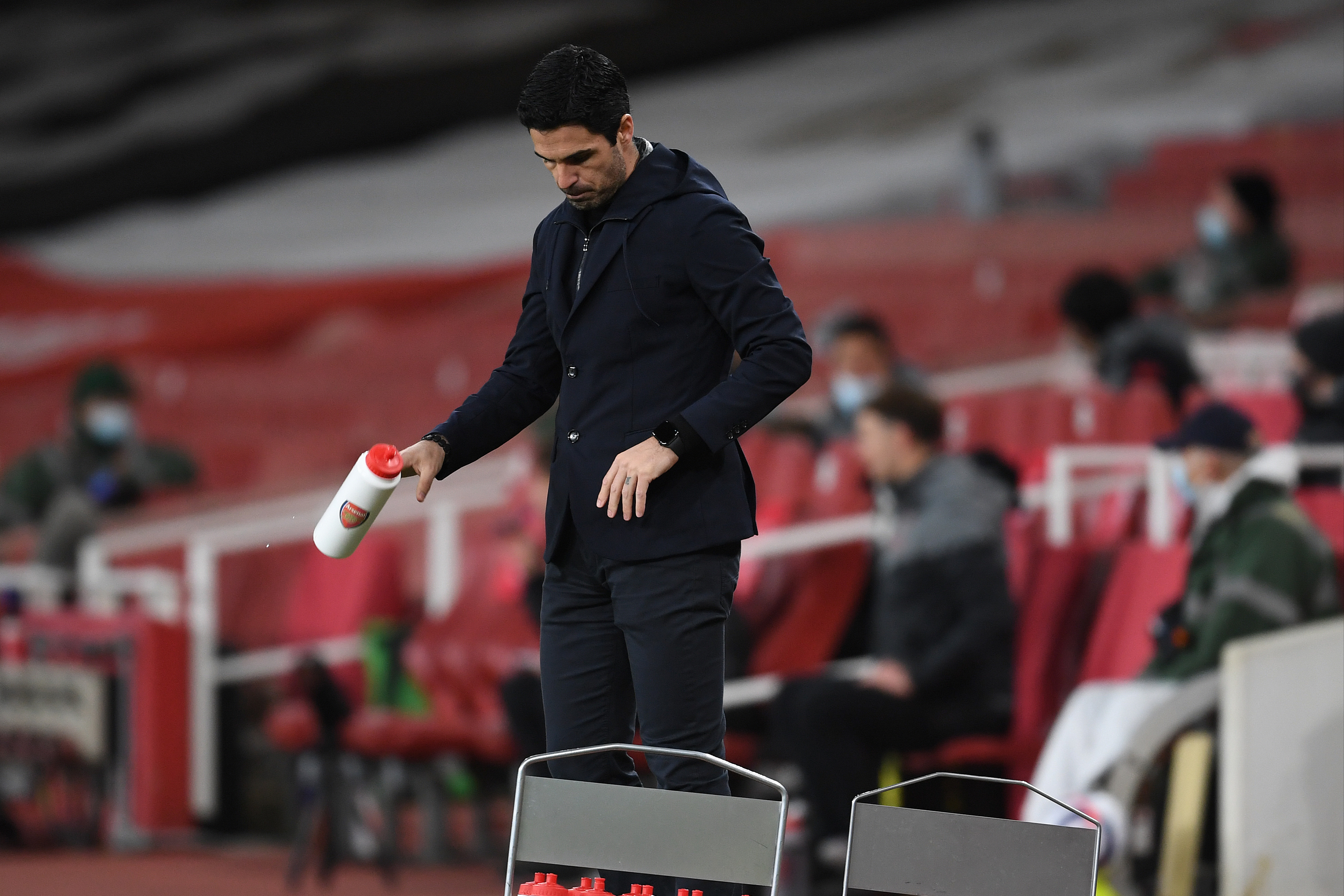 Petit: Players join Arsenal for a holiday, half the squad must be sold