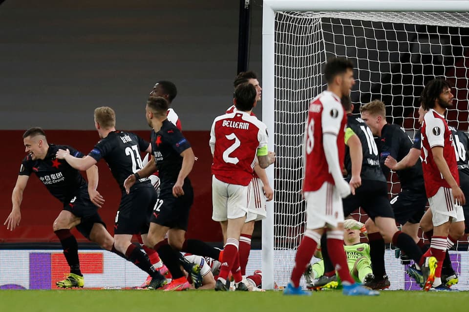 Arsenal pay for familiar profligacy in frustrating Slavia Prague draw as Mikel Arteta leaves changes too late