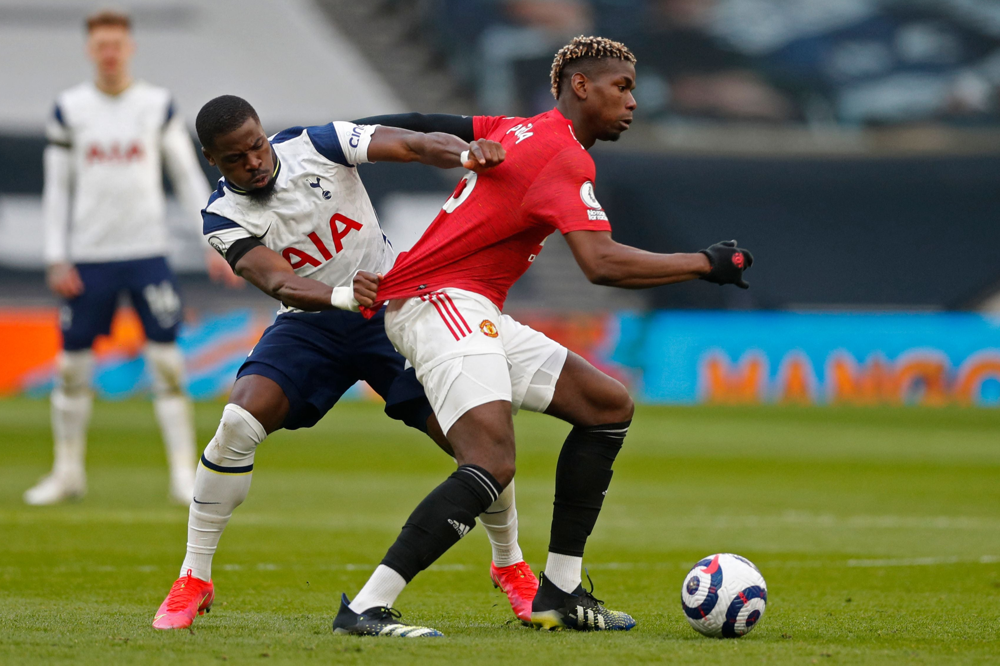 Tottenham player ratings vs Manchester United: Lack of confidence evident in error-strewn displays