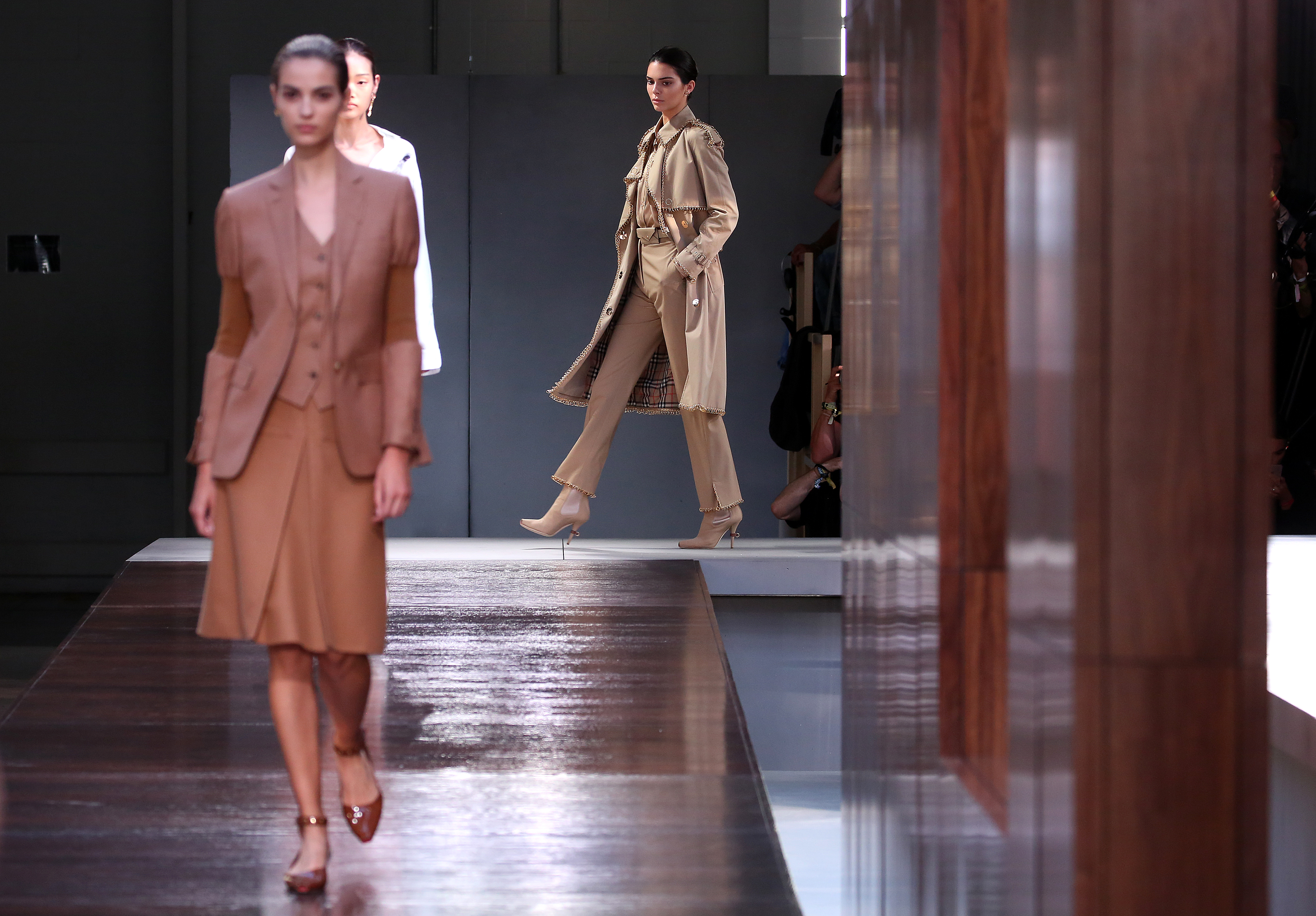 Burberry cheers sales rebound on strong Asian and US demand