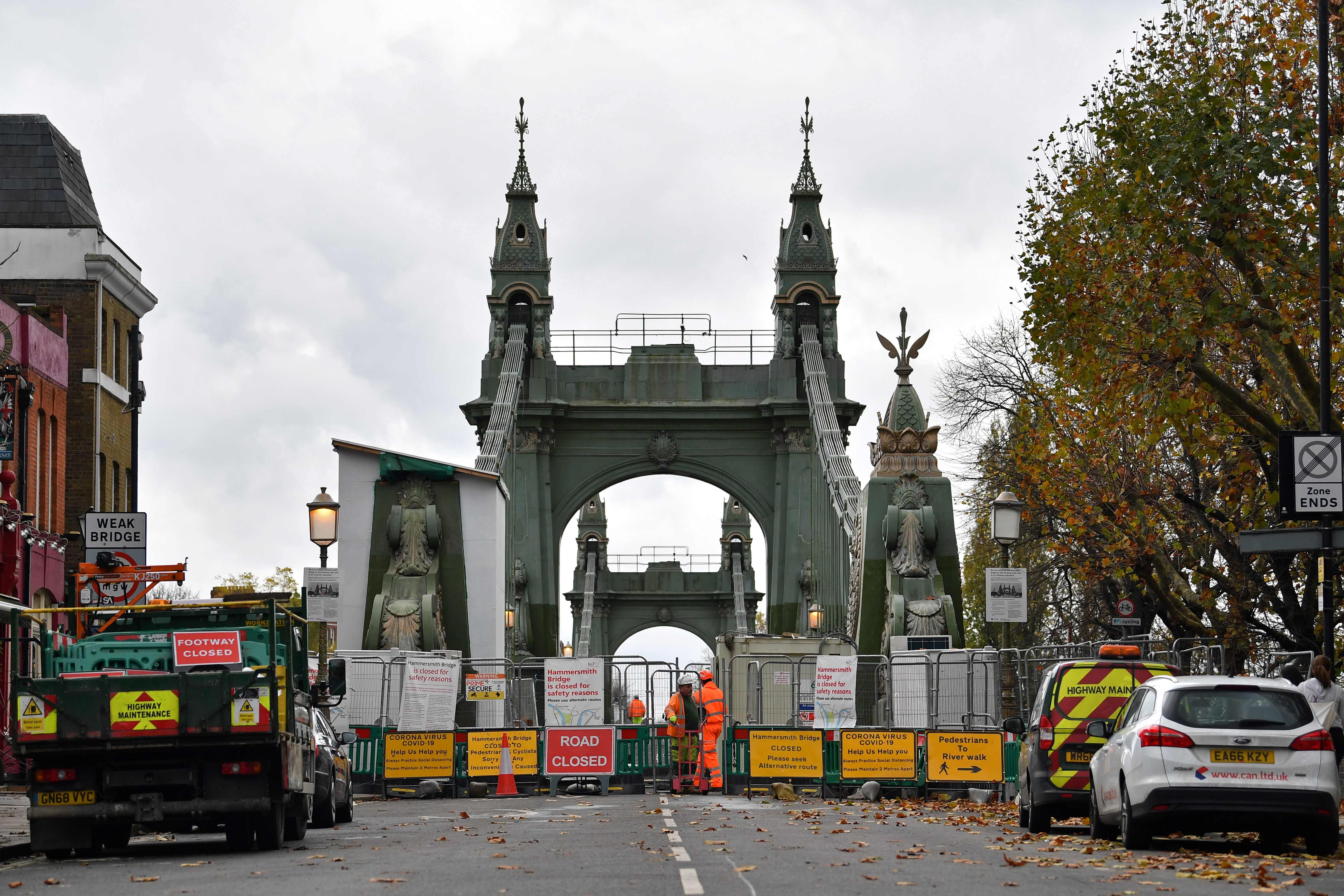 BRITAIN-TRANSPORT-BRIDGE