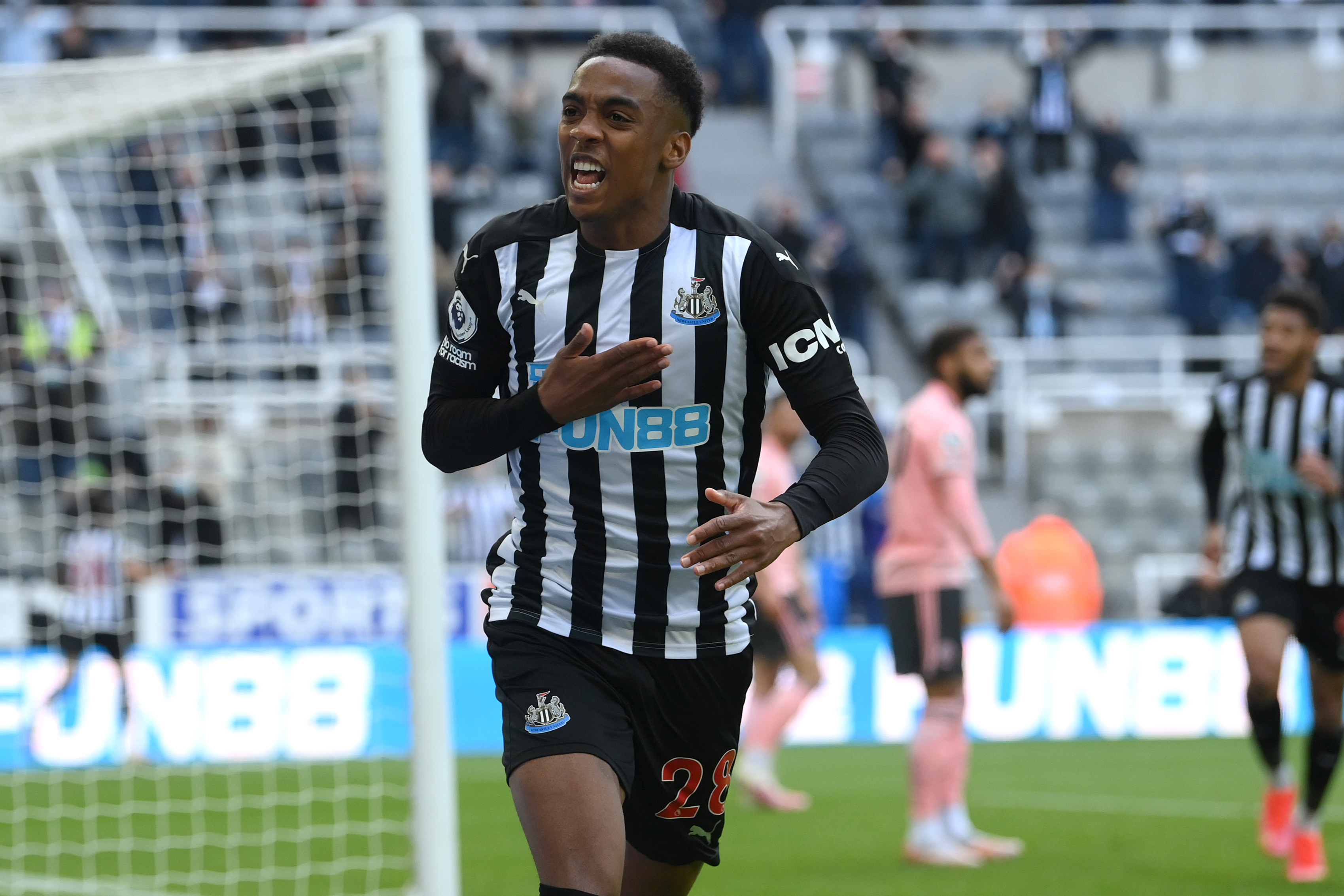 Mikel Arteta planning for Joe Willock to be at Arsenal next season despite Newcastle interest 
