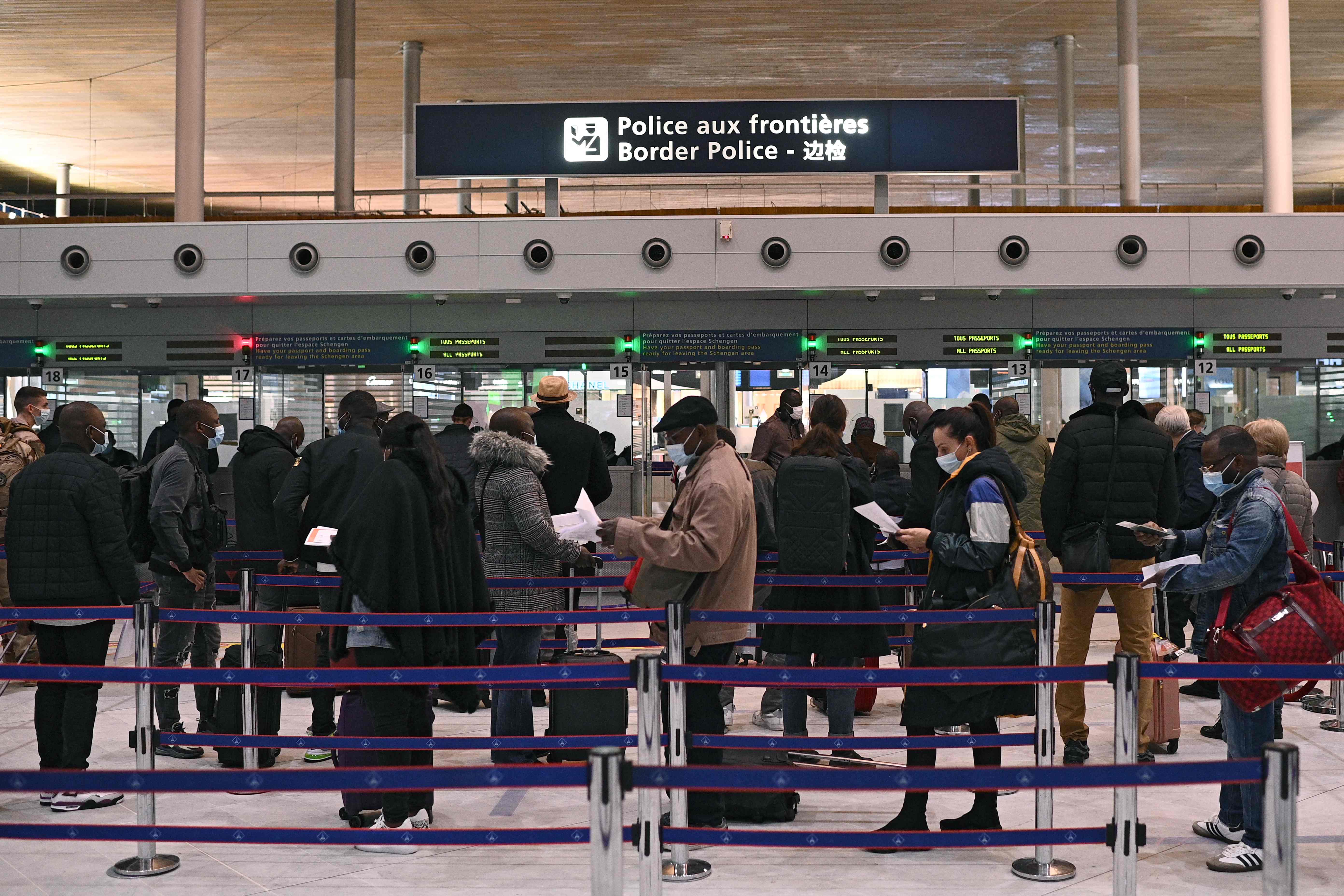 FILES-FRANCE-HEALTH-VIRUS-TRAVEL-QUARANTINE