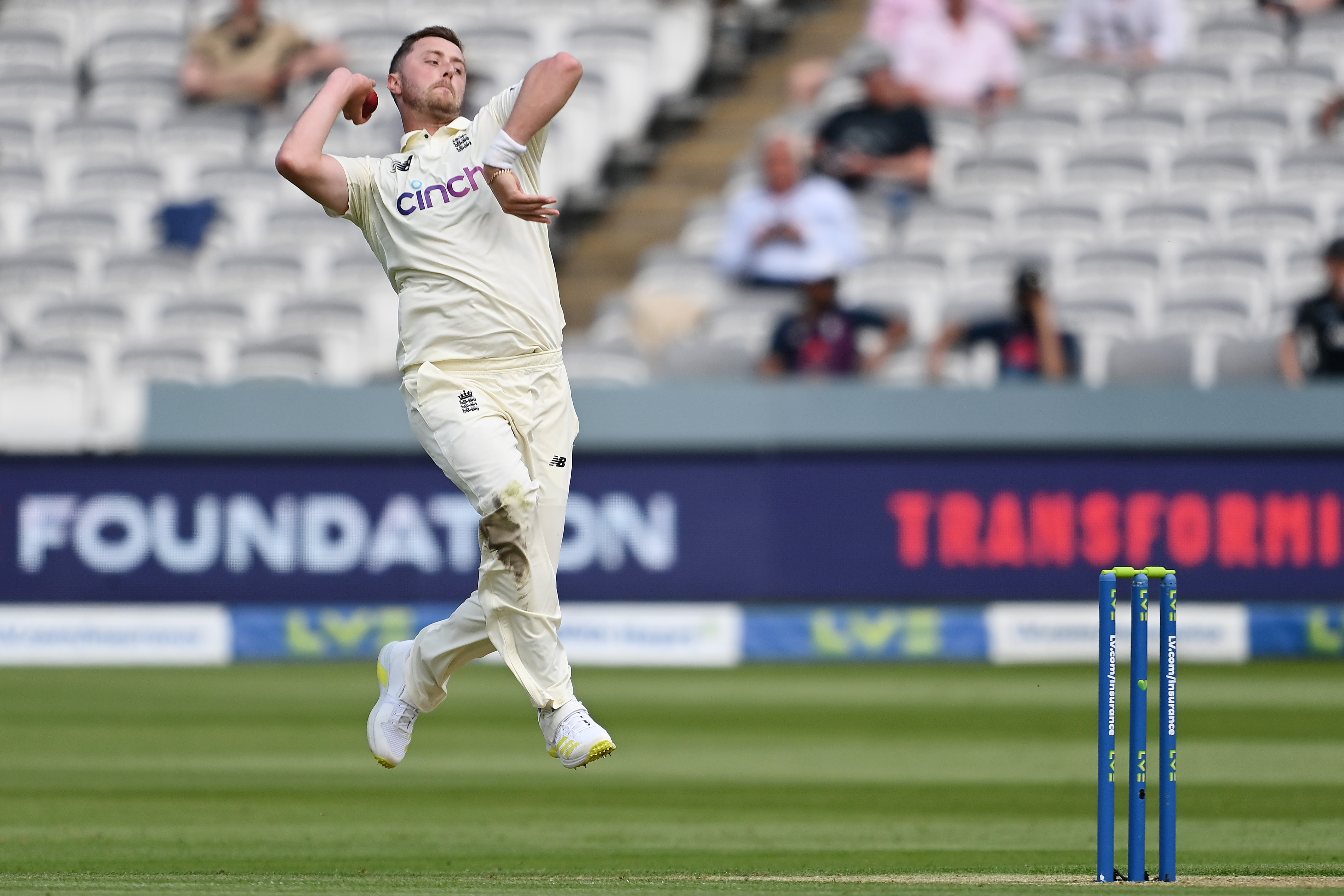 Ollie Robinson ‘apologises unreservedly’ for offensive tweets as England open investigation