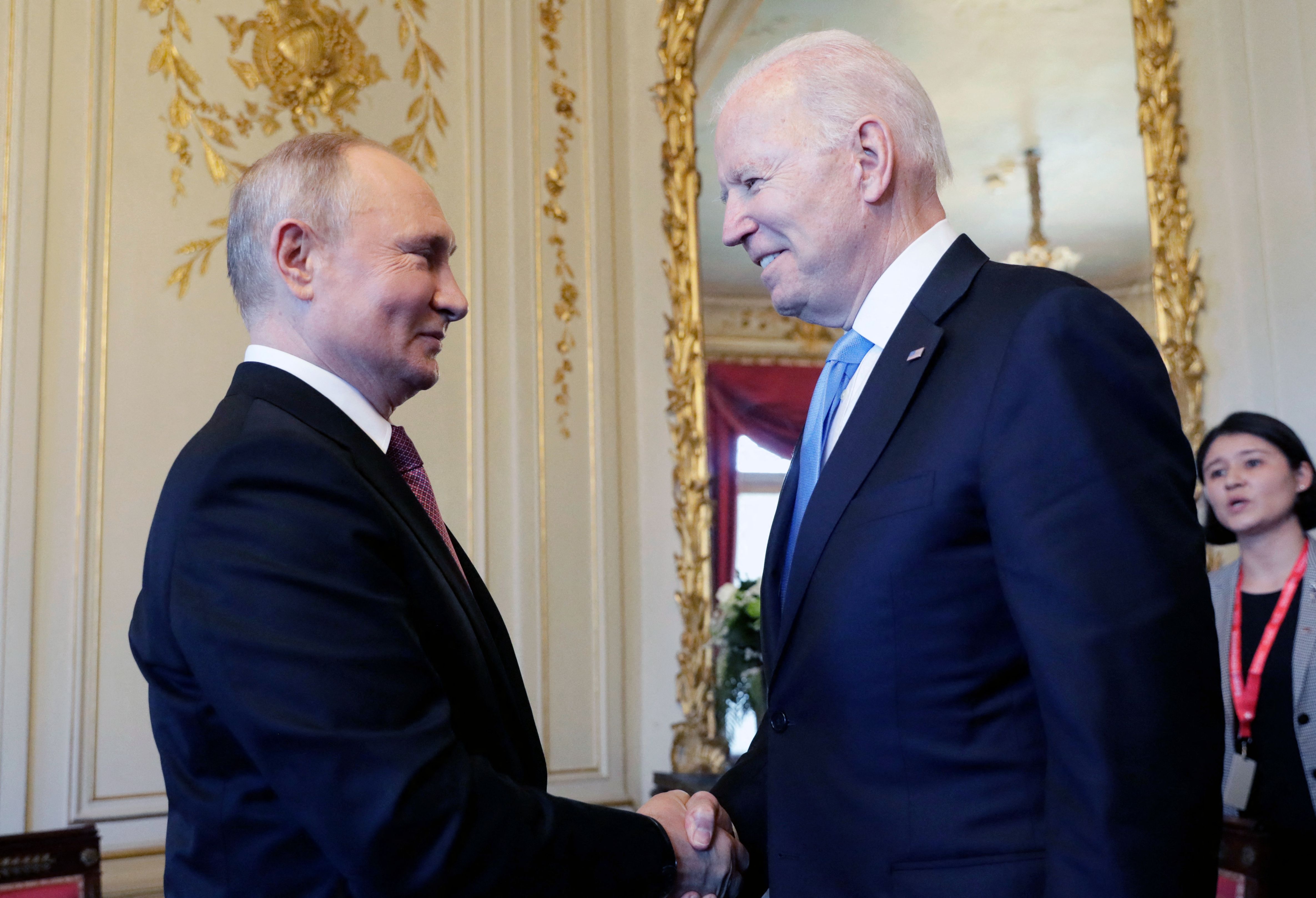TOPSHOT-SWITZERLAND-US-RUSSIA-SUMMIT-DIPLOMACY