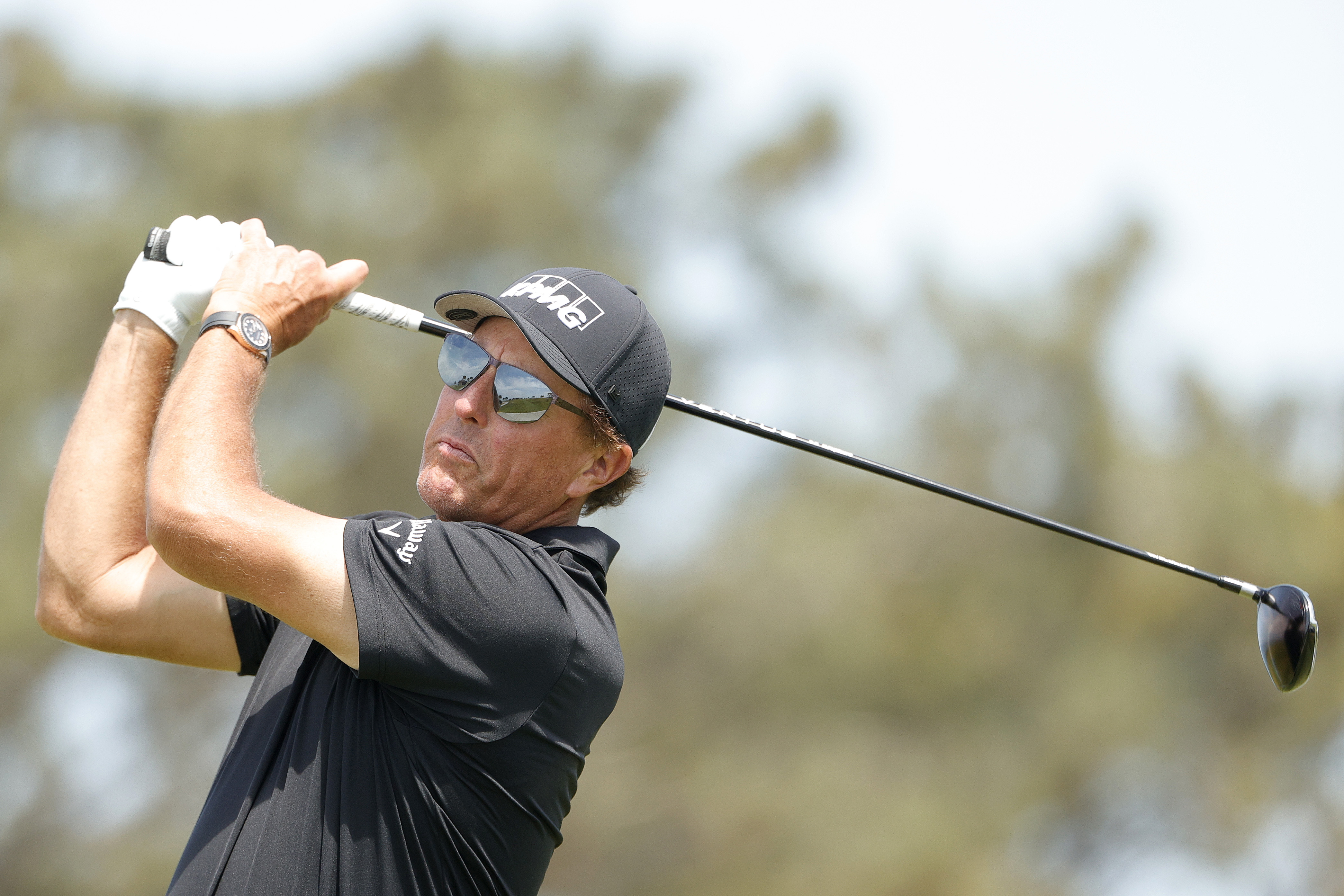 Phil Mickelson denies gambling and financial problems behind LIV Golf U-turn
