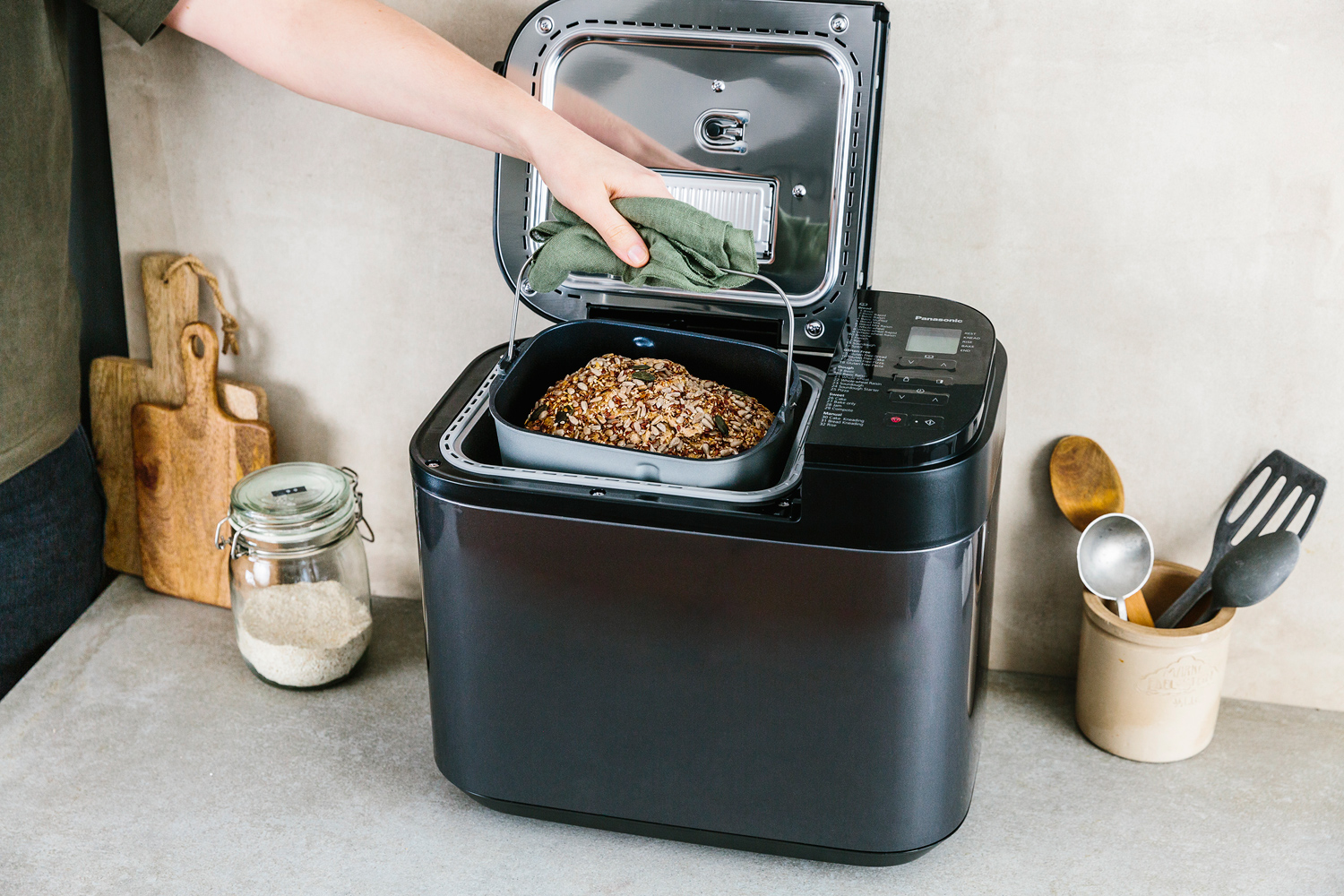 Best bread makers 2023: Easy-to-use machines for fresh loaves at home