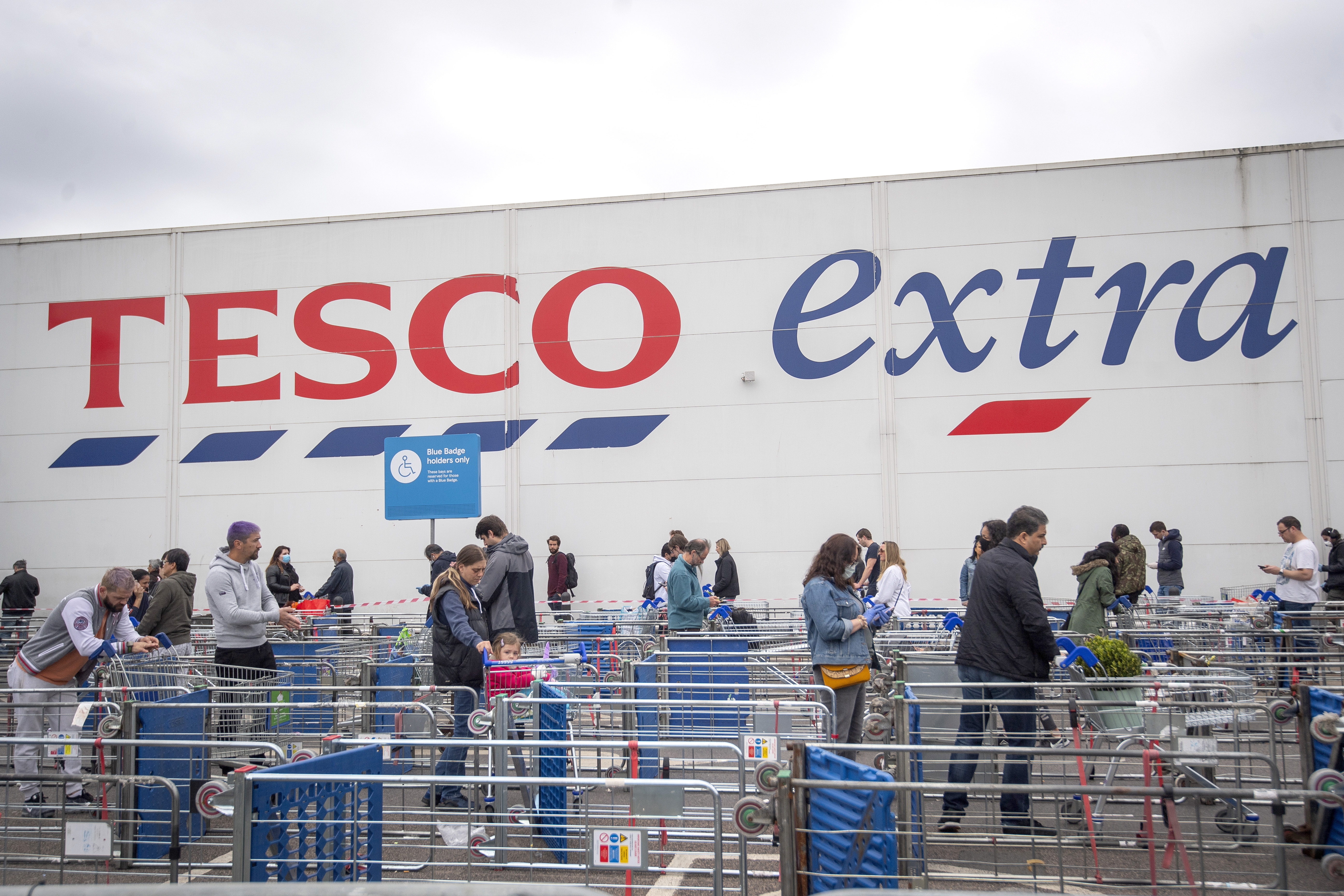 Supermarkets to encourage customers to wear Covid face masks in shops after July 19