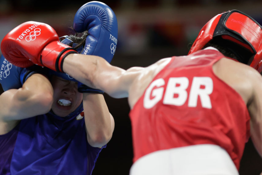 Bronze for Karriss Artingstall in women’s boxing after semi-final defeat