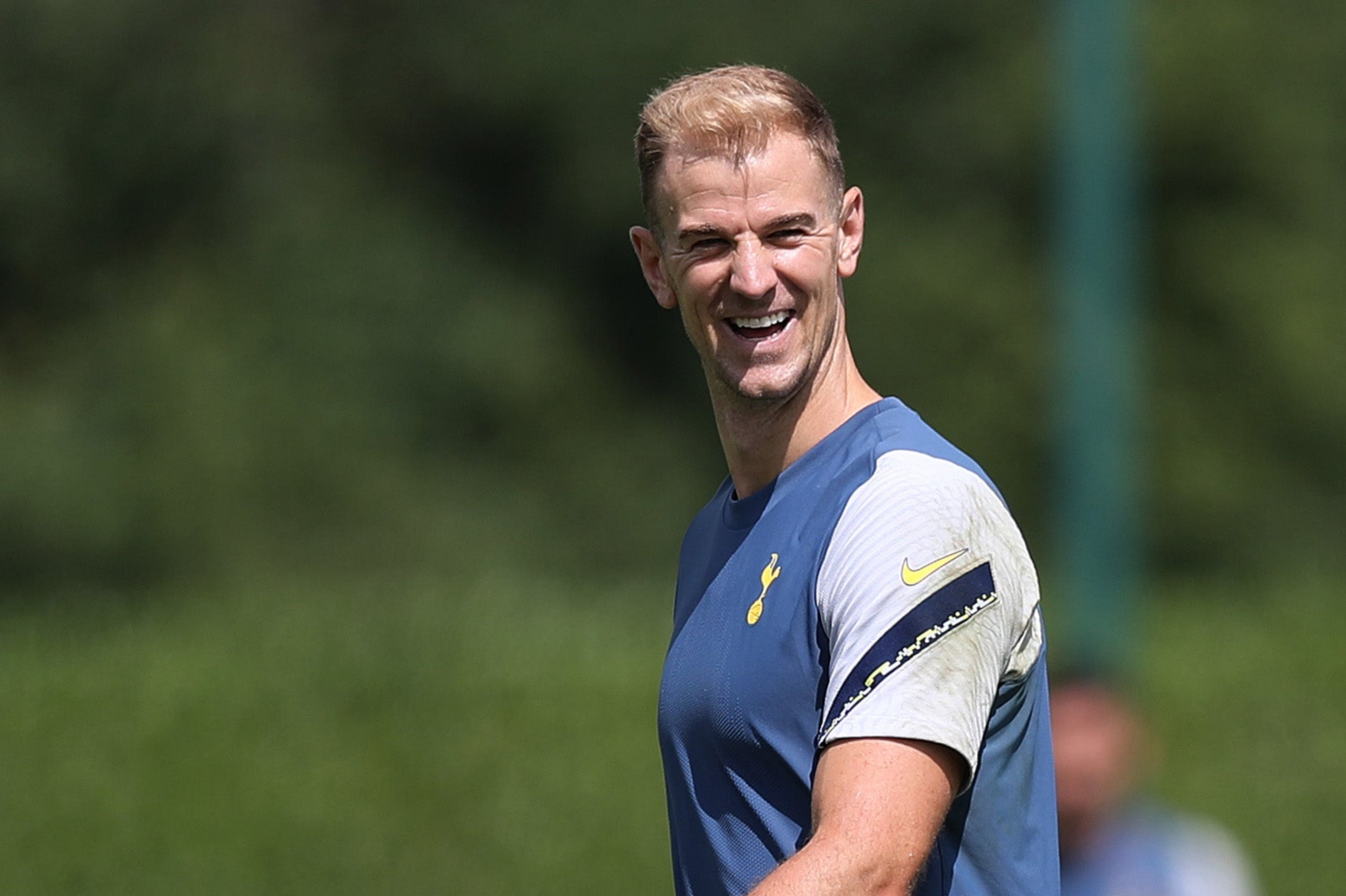 Joe Hart to join Celtic for £1m as Tottenham close in on Cristian Romero
