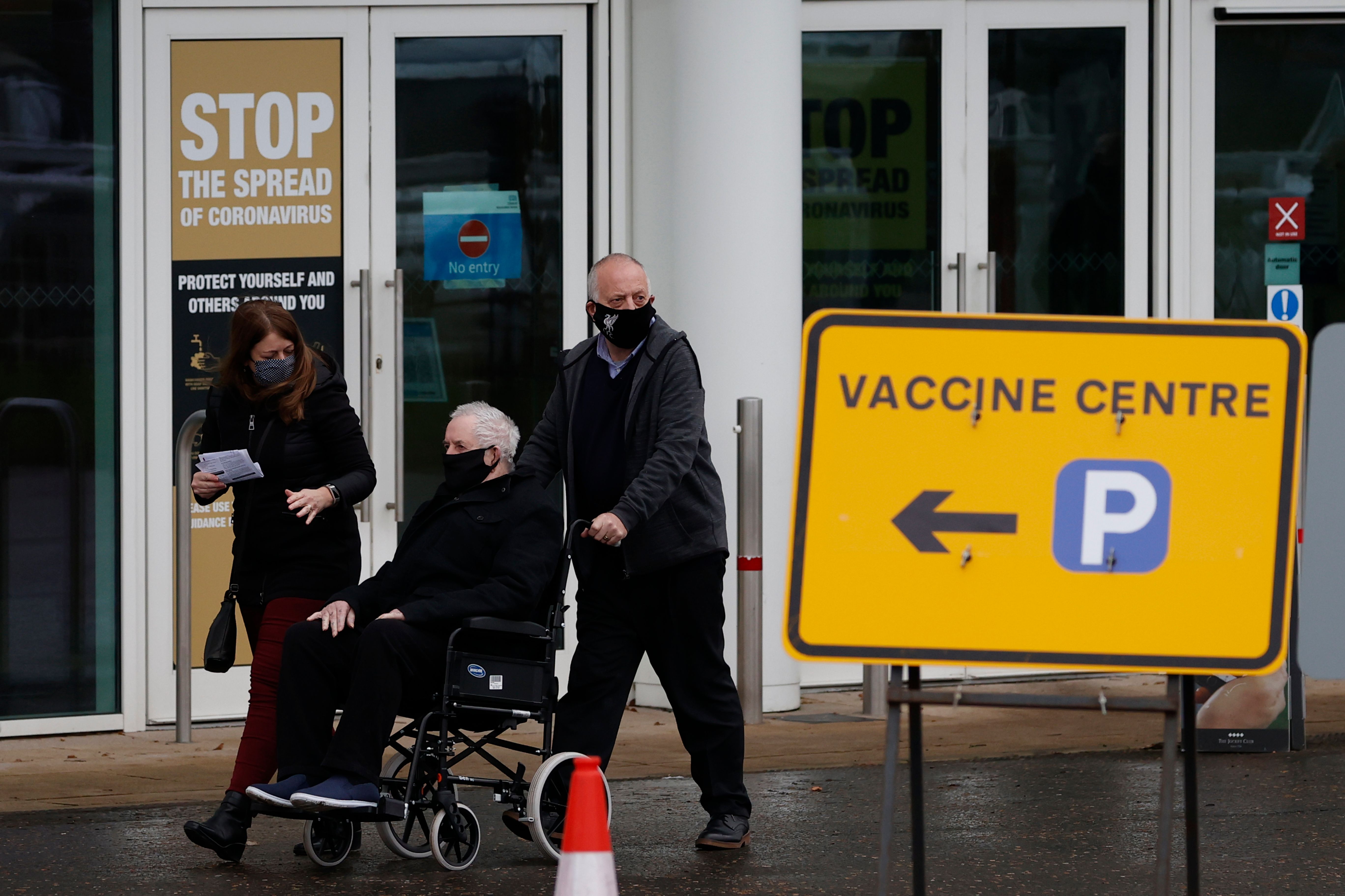 BRITAIN-HEALTH-VIRUS-VACCINE