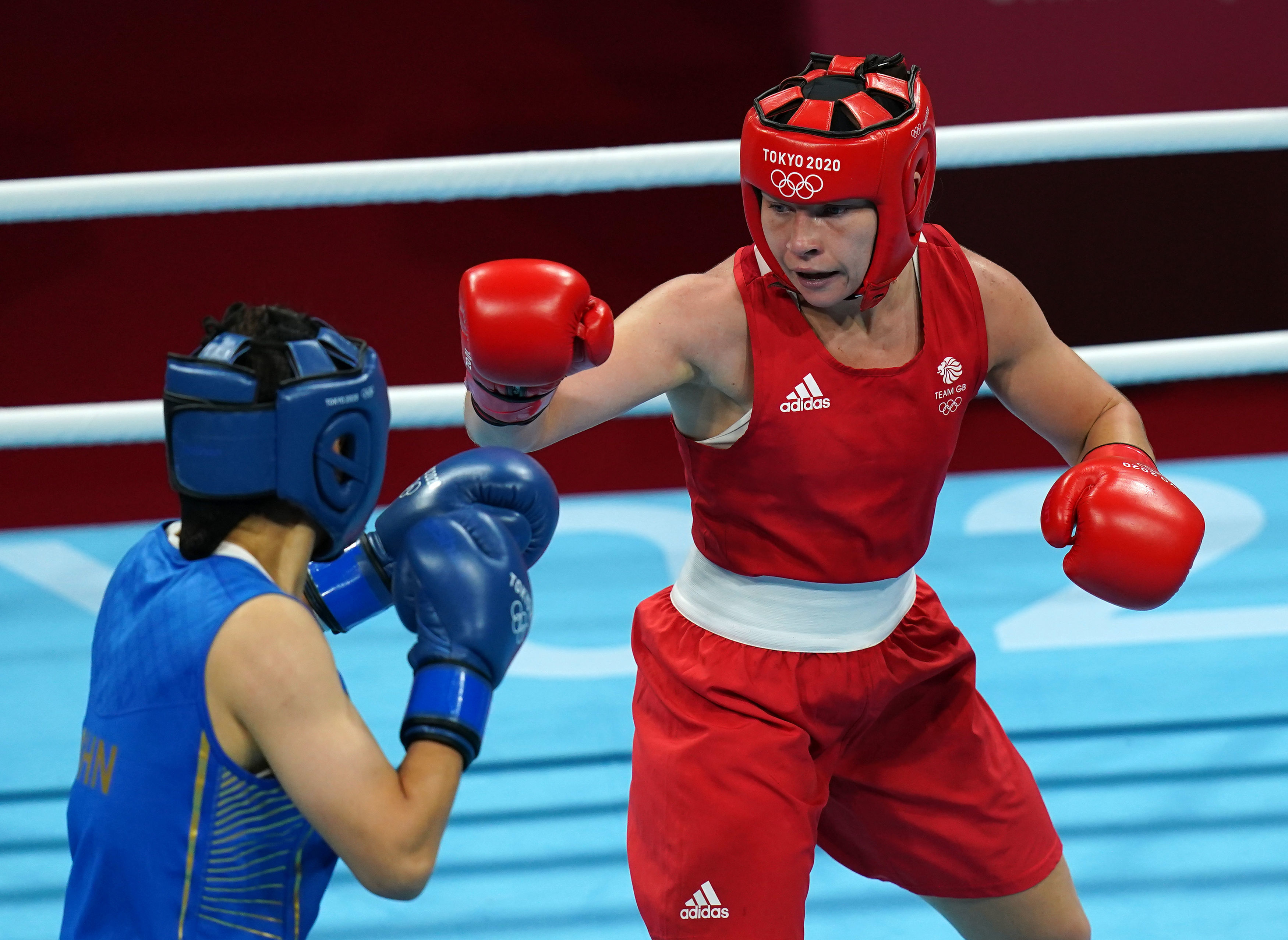 Lauren Price secures final Great Britain gold of Games after dominating final