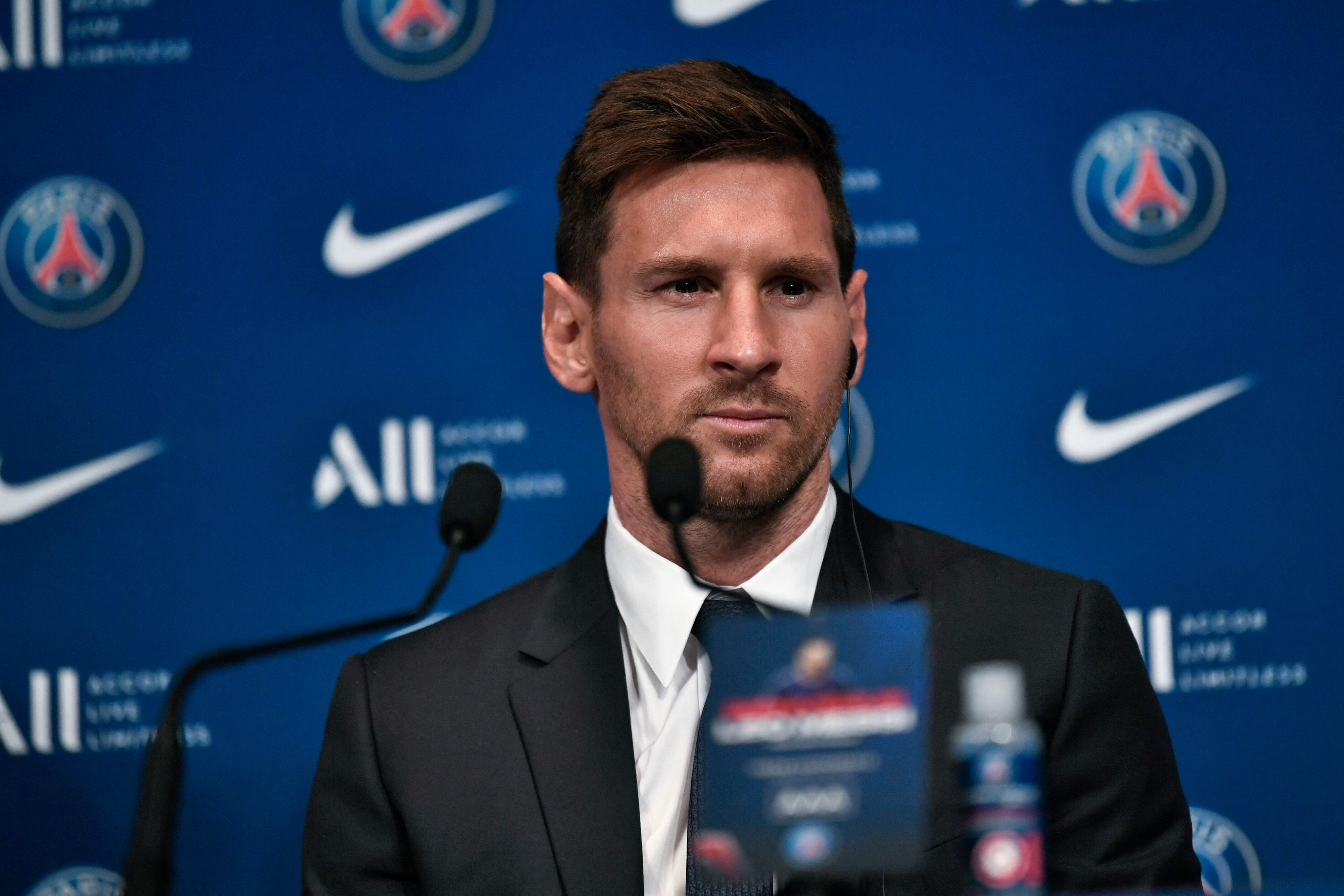 Lionel Messi uncertain when PSG debut will be after a month without playing