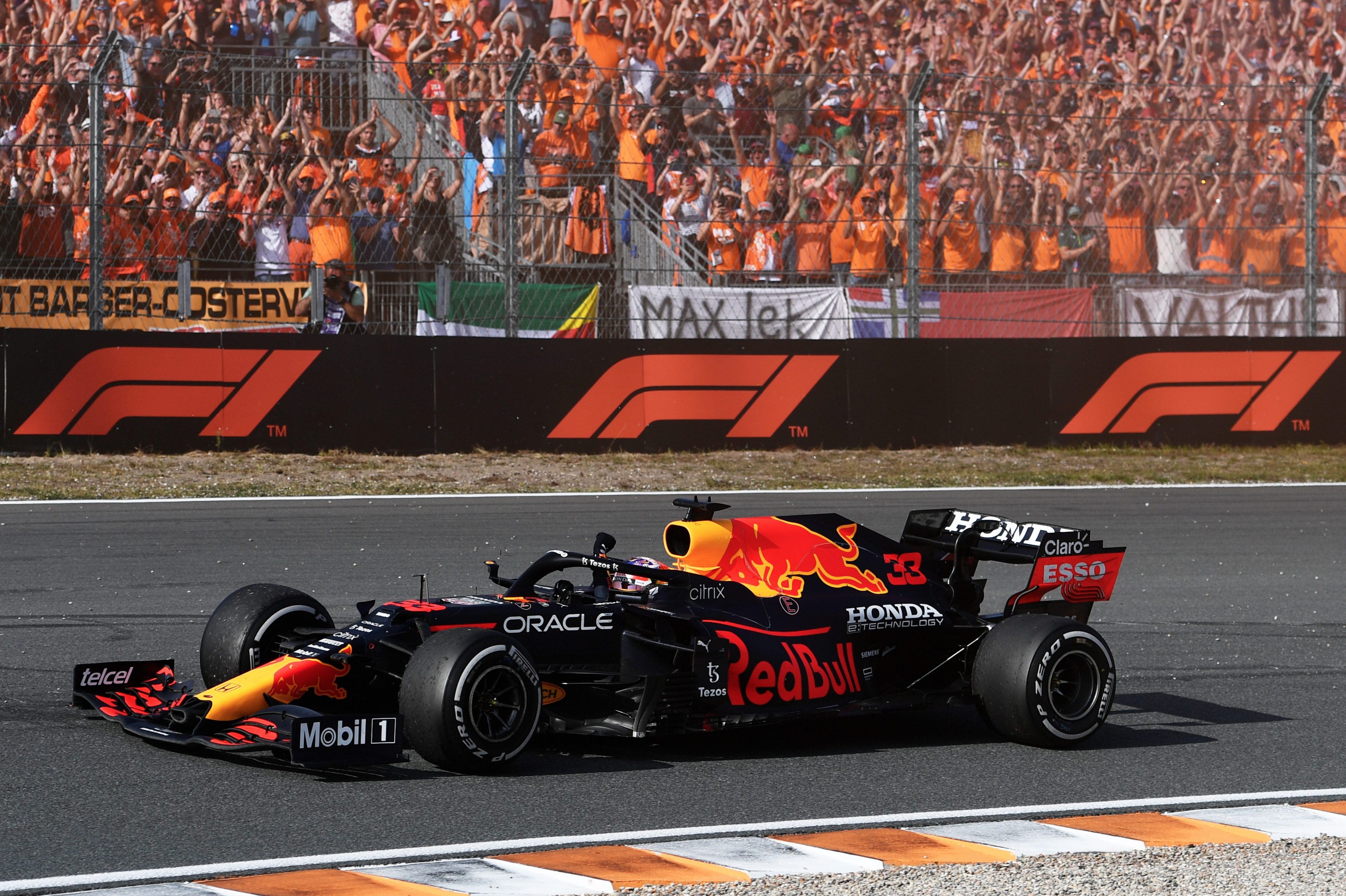Max Verstappen beats Lewis Hamilton to Dutch Grand Prix victory to regain F1 world title lead